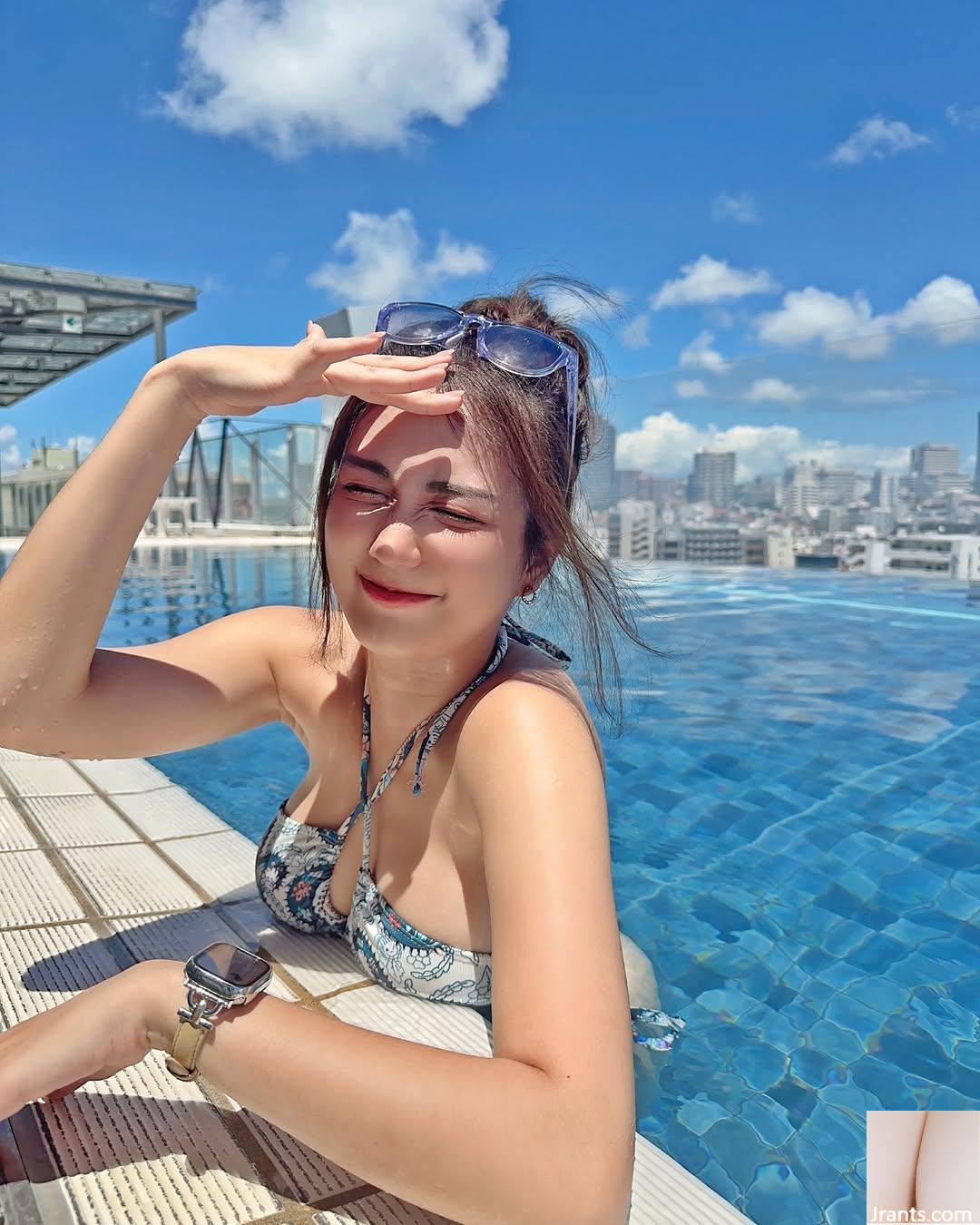 Bộ ngực đầy đặn của “络翞”, rãnh sâu trắng như tuyết và hình dáng siêu hấp dẫn đều lộ ra ánh sáng (21P) - Ảnh 10