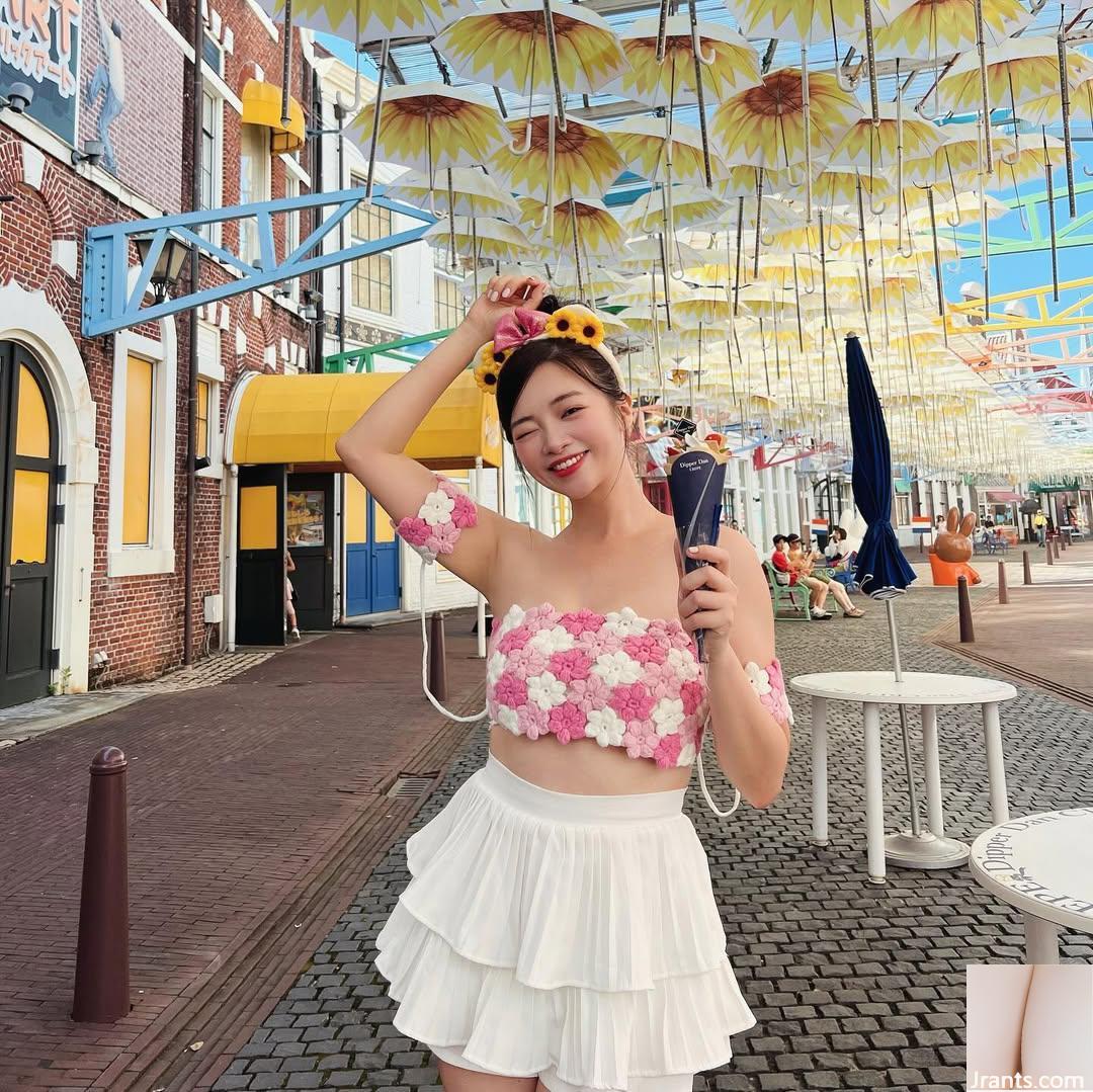 Nụ cười ngọt ngào “Qu Qu qu” thật quyến rũ và quyến rũ!