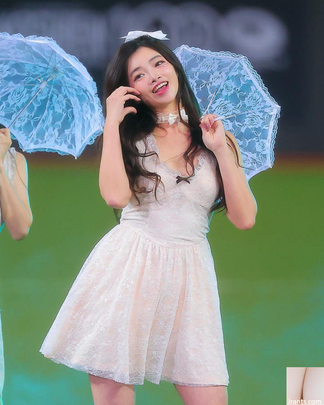 Nụ cười ngọt ngào “Qu Qu qu” thật quyến rũ và quyến rũ! - Ảnh 2