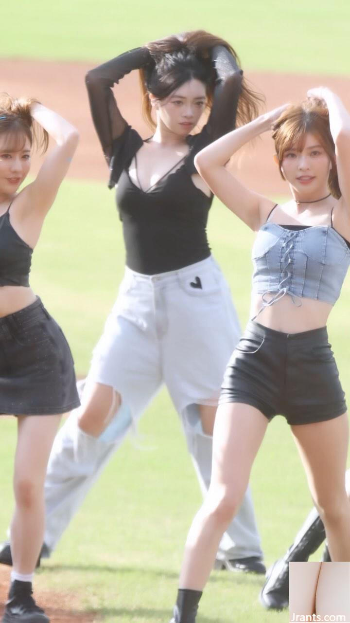 Nụ cười ngọt ngào “Qu Qu qu” thật quyến rũ và quyến rũ! - Ảnh 5