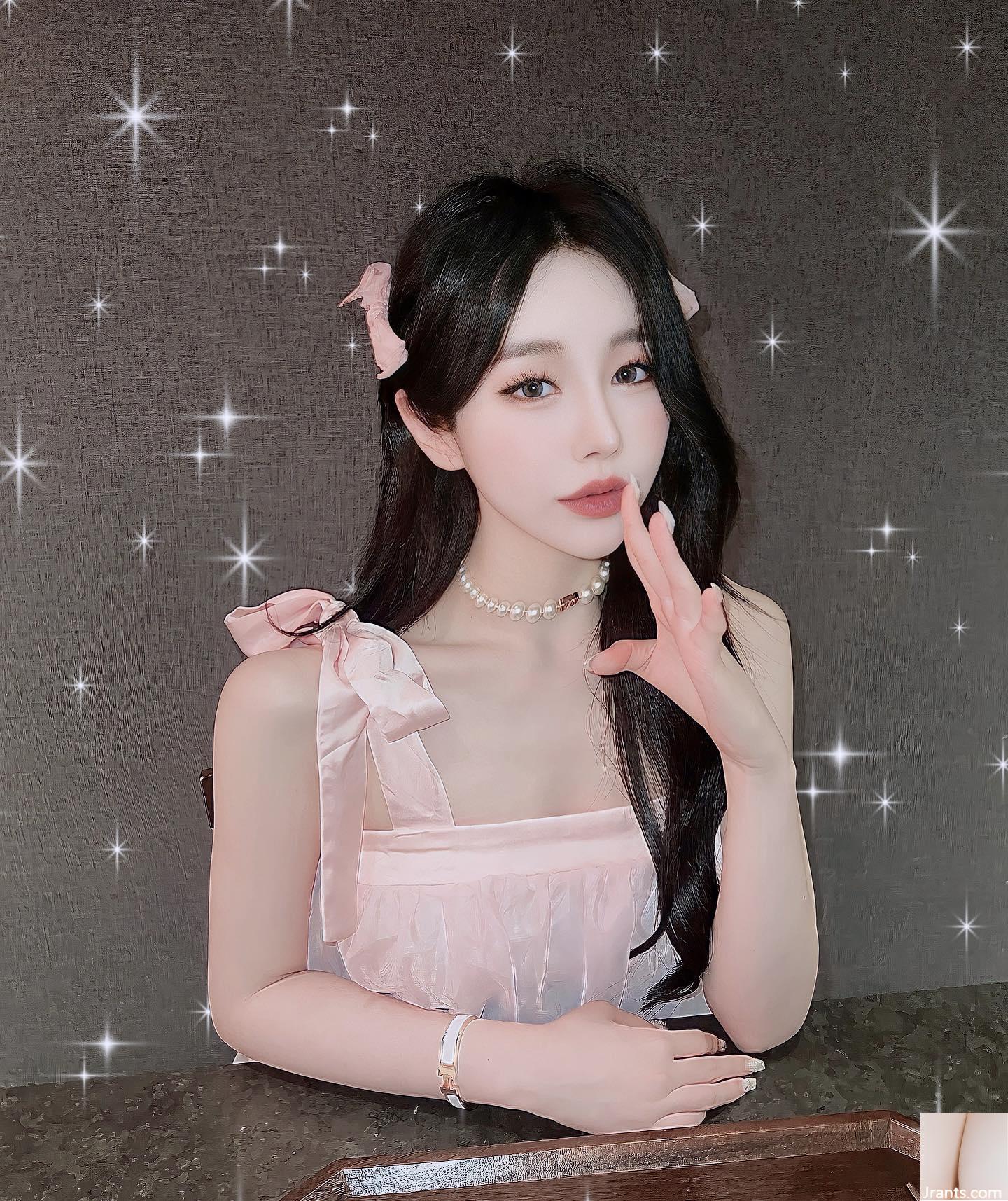 Cơ thể làm săn chắc “Dinny_dyu” Các bức ảnh sữa nóng khác nhau quá hấp dẫn (15p)