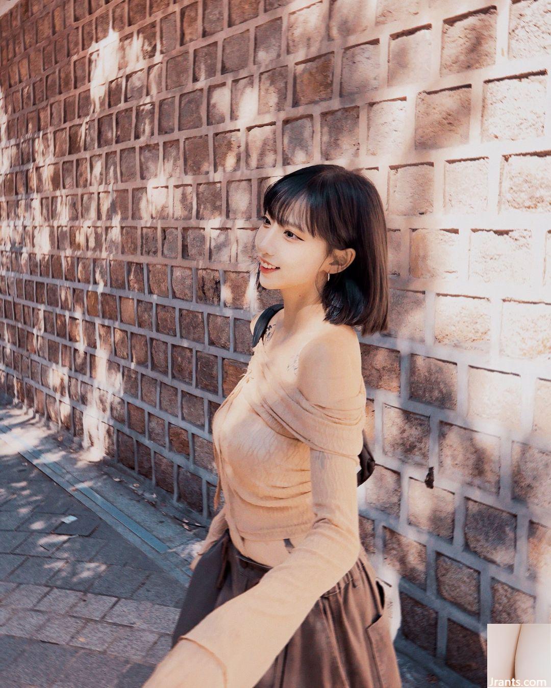 Khí chất thanh tao bất khả chiến bại của “Taotao” khí chất dâm đãng không ngừng quyến rũ, túi ngực trắng nõn và mềm mại đầy đặn (40P) - Ảnh 23