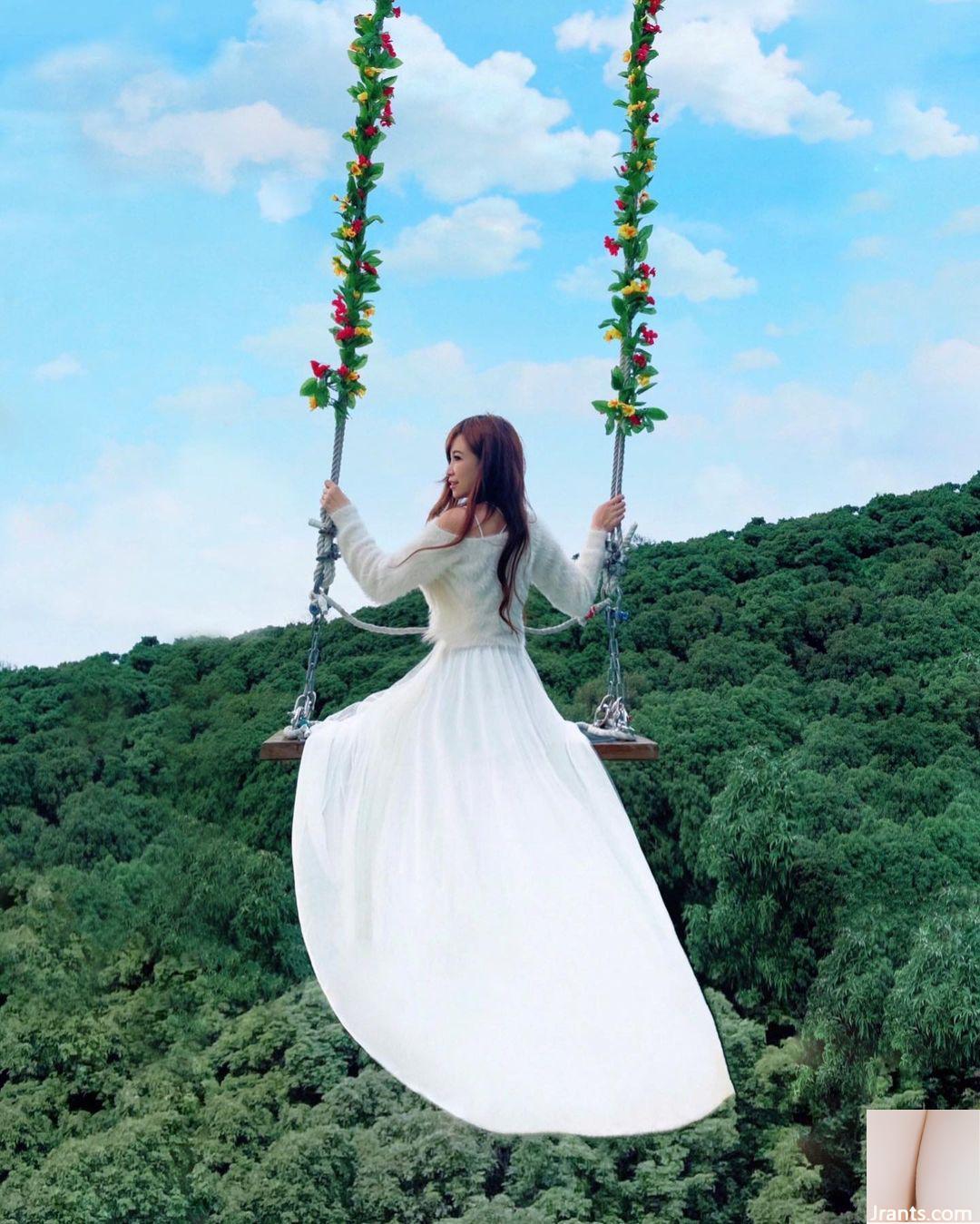 Góc nhìn xuất thần với làn da trắng ngần không thể chịu nổi bộ váy gợi cảm, quyến rũ của “Good Girl” I(35P) - Ảnh 20