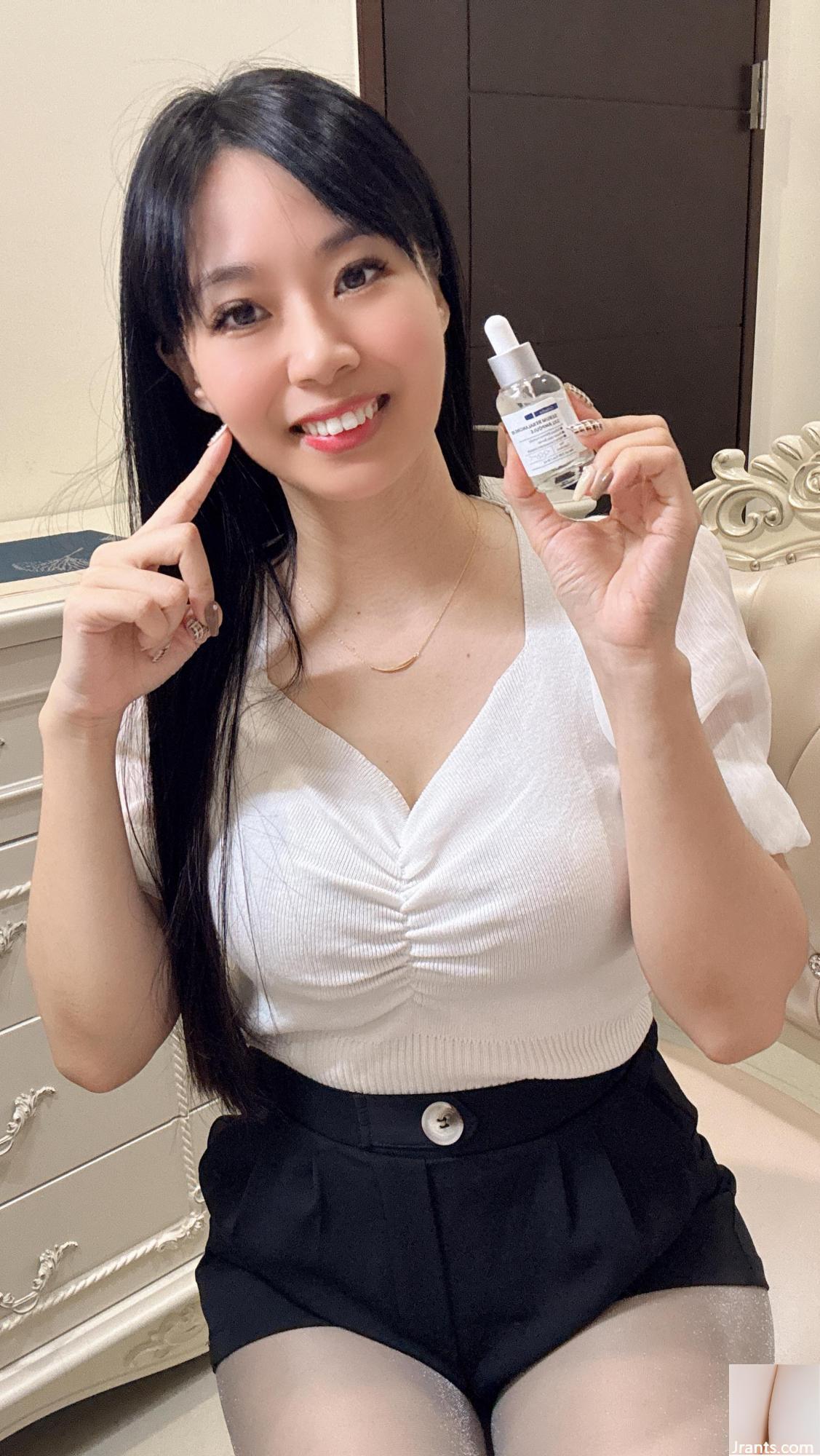 Những đường cong quyến rũ của vòng một đầy đặn “Nini” được bộc lộ trực tiếp? - Ảnh 16