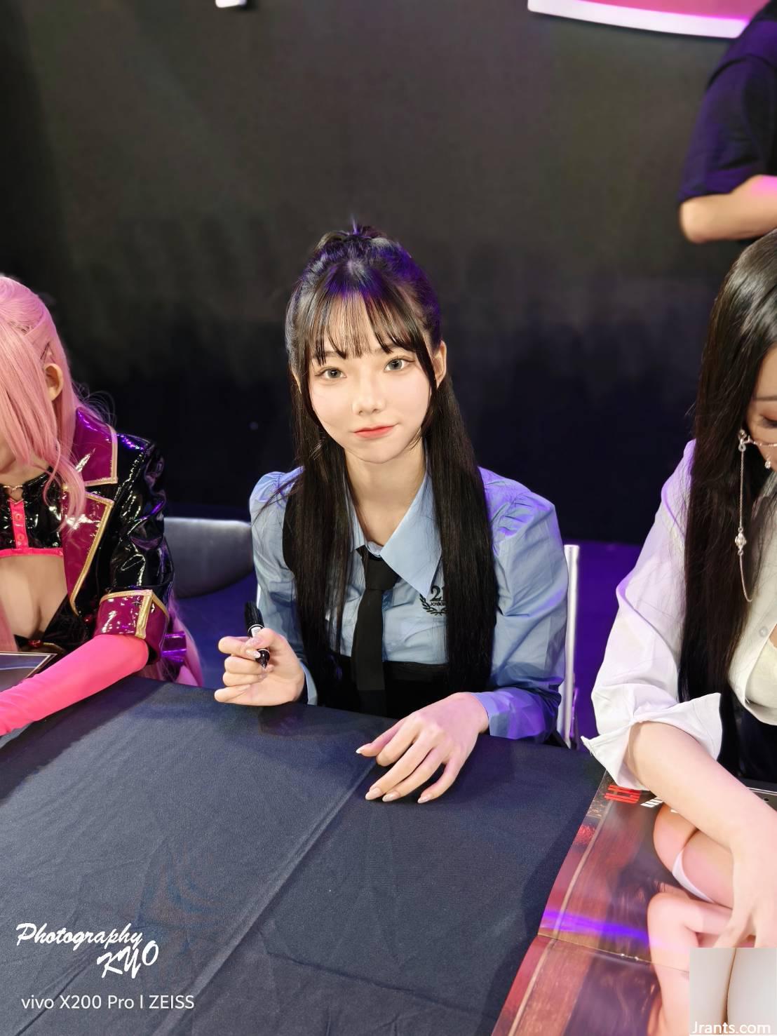 Trải nghiệm Lễ hội Đồng phục Học sinh Triển lãm Ảnh TSE Đài Loan 2024 (131P) - Ảnh 34