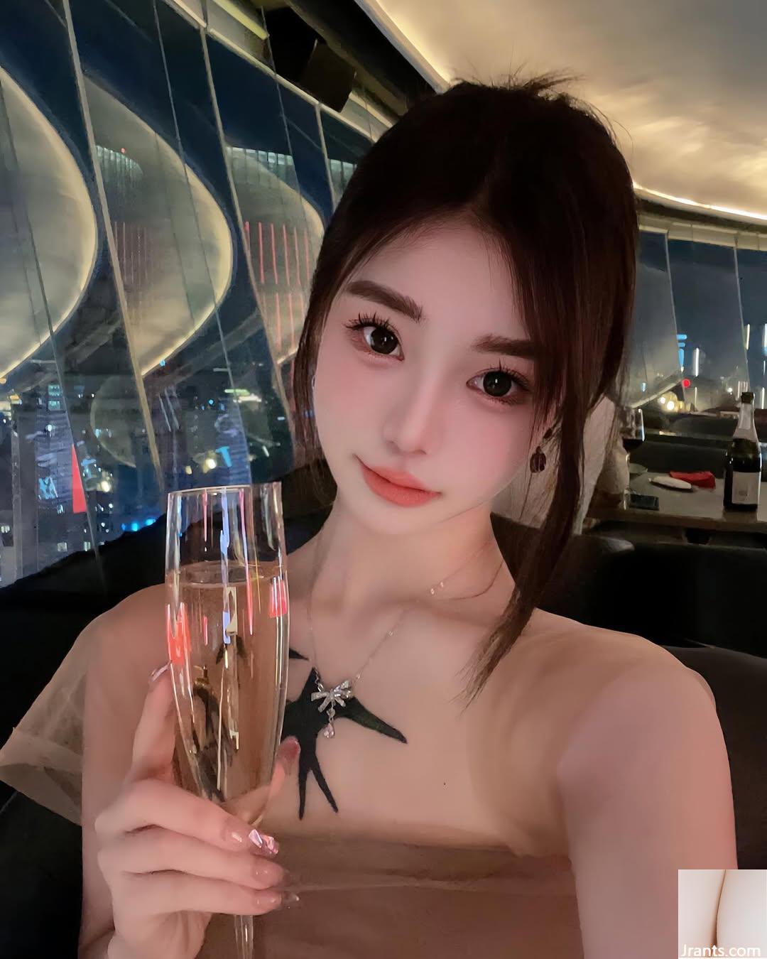 Khuôn mặt ngọt ngào “Qianqian” với những đường cong hoàn hảo siêu gợi cảm sẽ chữa lành vết thương cho bạn cả ngày (22P) - Ảnh 16