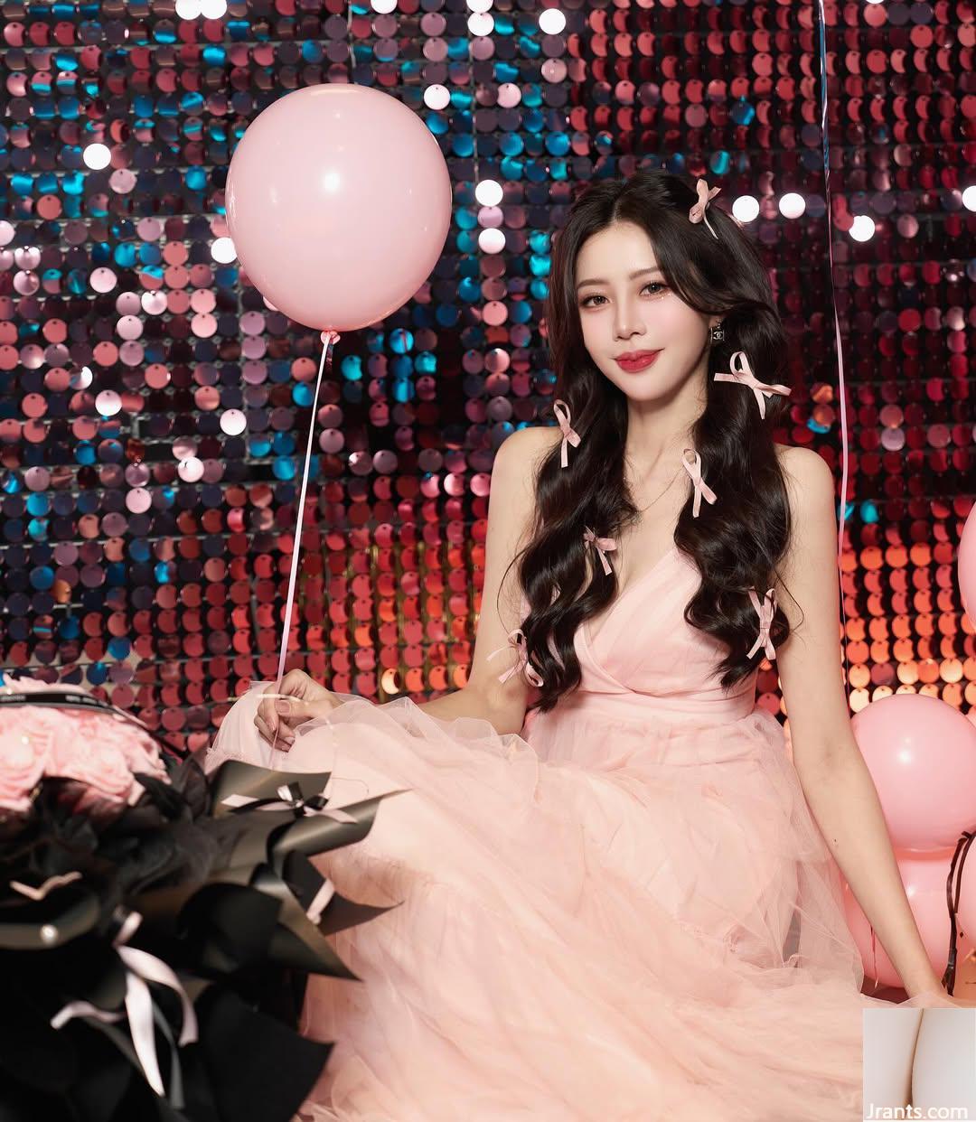 “Feng Ling” có vẻ ngoài quyến rũ và thân hình hoàn hảo, đầy cám dỗ và gợi cảm (33P) - Ảnh 28