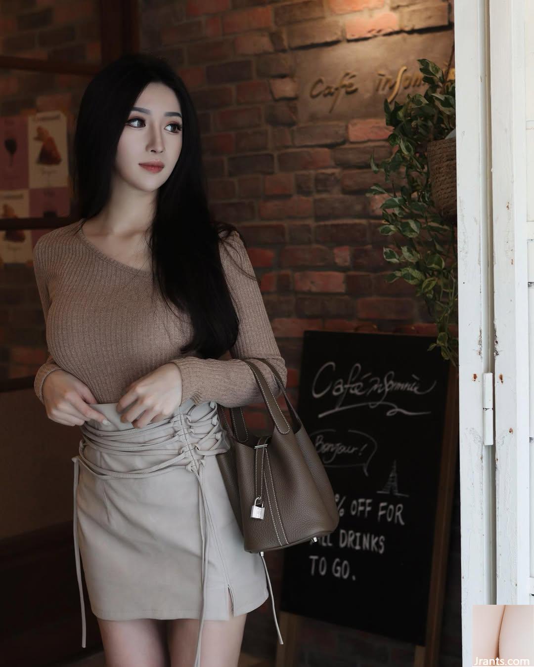 Bộ ngực xinh đẹp “Patty Hsu” hơi lộ bộ ngực thật quyến rũ và chết người (49P) - Ảnh 20