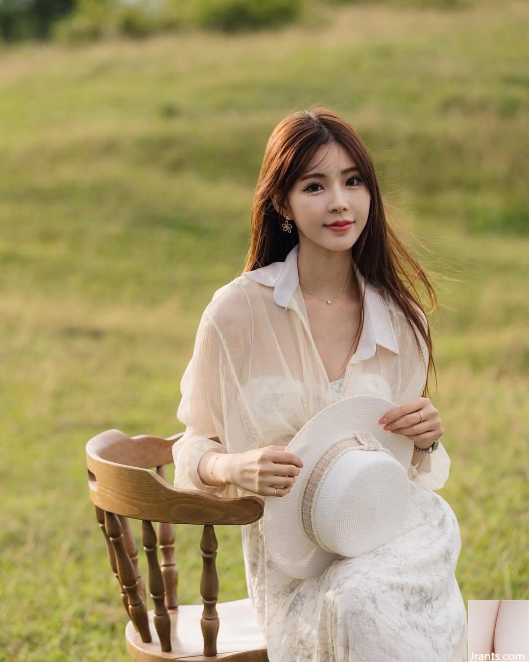 Cặp mông hoàn hảo “Caixuan Ning” che đi bộ ngực căng tròn và dáng người khiến tôi thích thú (38P) - Ảnh 21