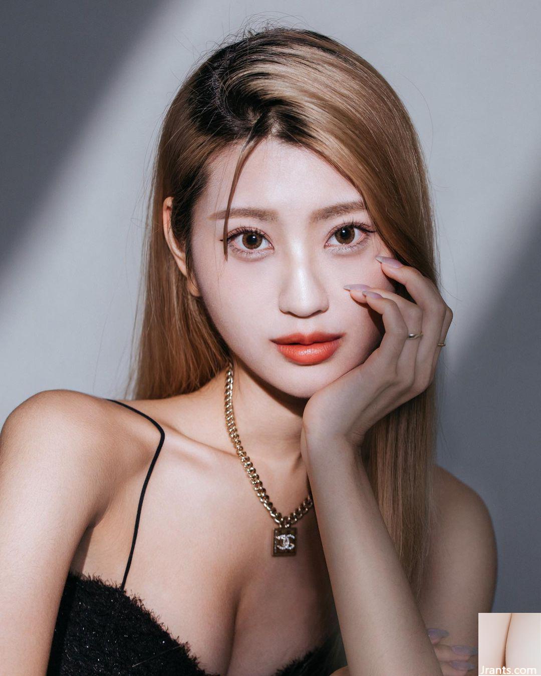 (Annber Cheng” Khí chất nữ hoàng lộ rõ ​​trong bộ bikini nóng bỏng bị rò rỉ (45P) - Ảnh 15