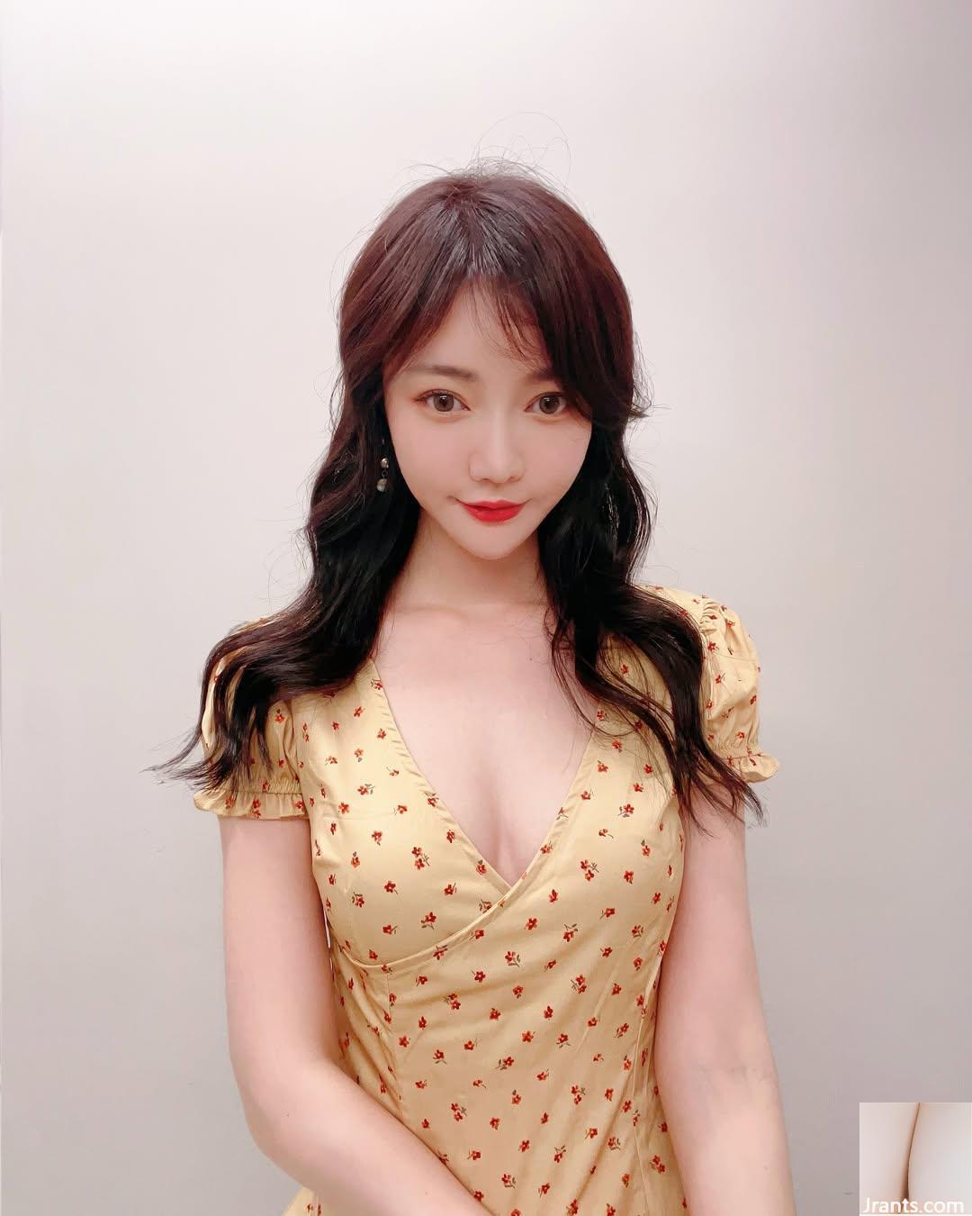 Vóc dáng cao cấp “Su Xiaoli” có bộ ngực tròn trịa và đầy đặn với đường cong bắt mắt (45P) - Ảnh 28