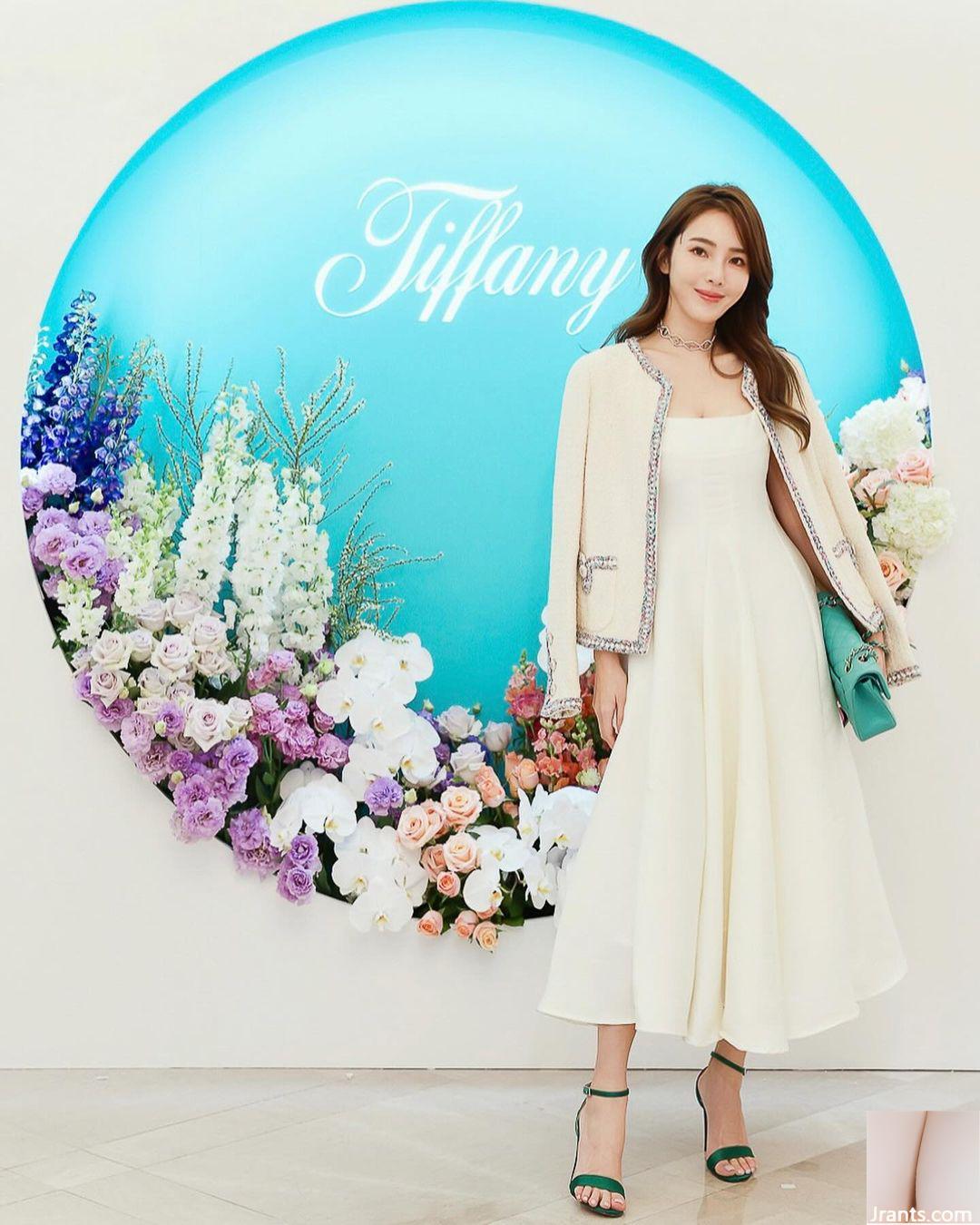 Sự ngọt ngào ngoài bảng xếp hạng “Zhu Qiyu” eo thon + làn da trắng ngần, quá chuẩn (31P) - Ảnh 10