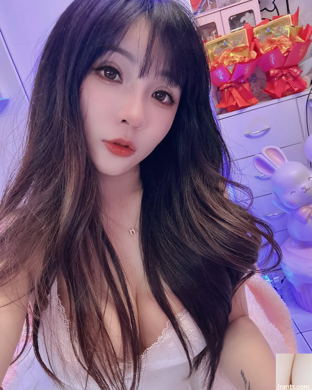 “Little Horse Tangtang Chapter WT” có bộ ngực đầy đặn và gợi cảm đến khó cưỡng (35P) - Ảnh 13