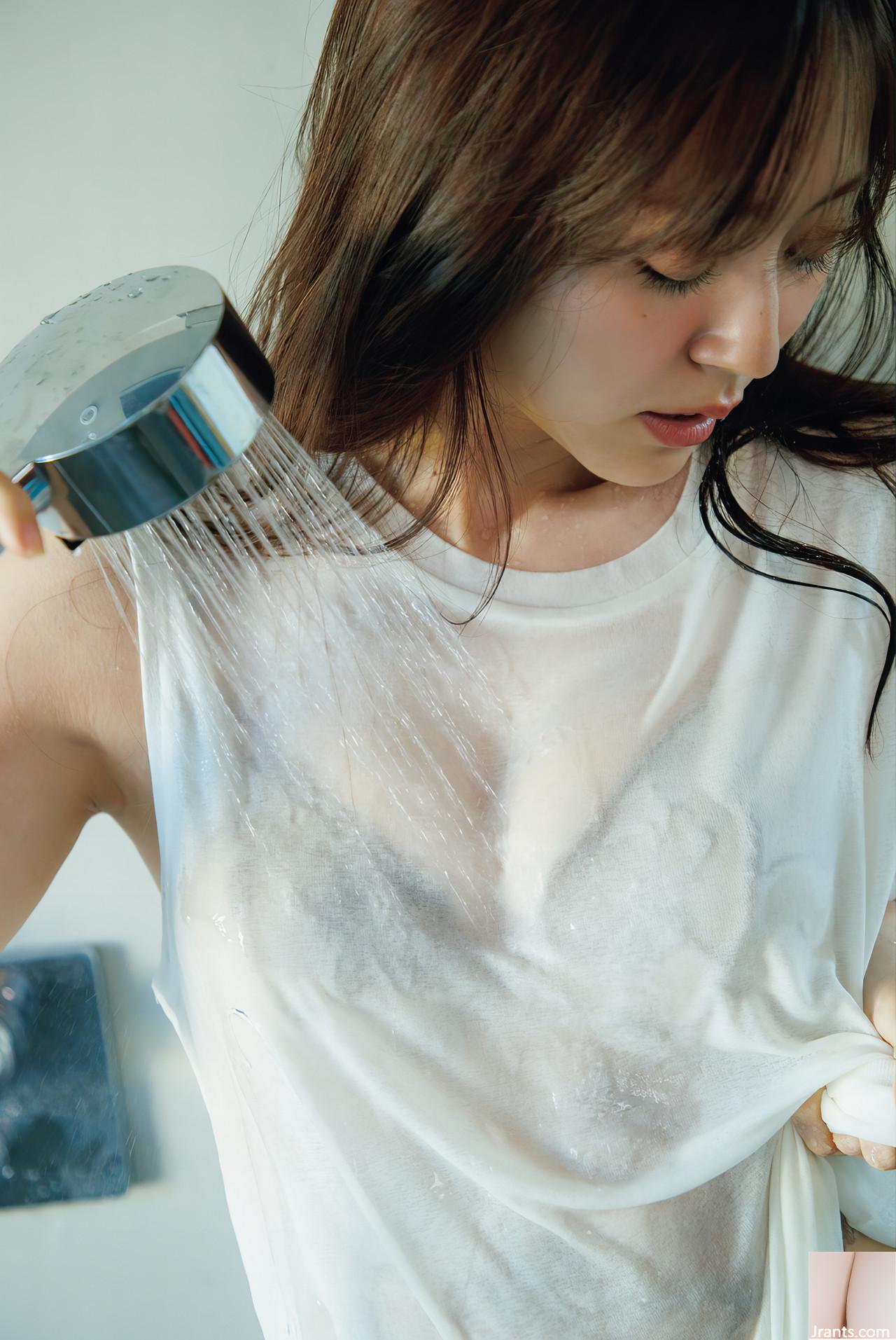 (Suzuki Airi) Bộ ngực gợi cảm, đôi chân thon và nụ cười ngọt ngào quyến rũ (41P) - Ảnh 29