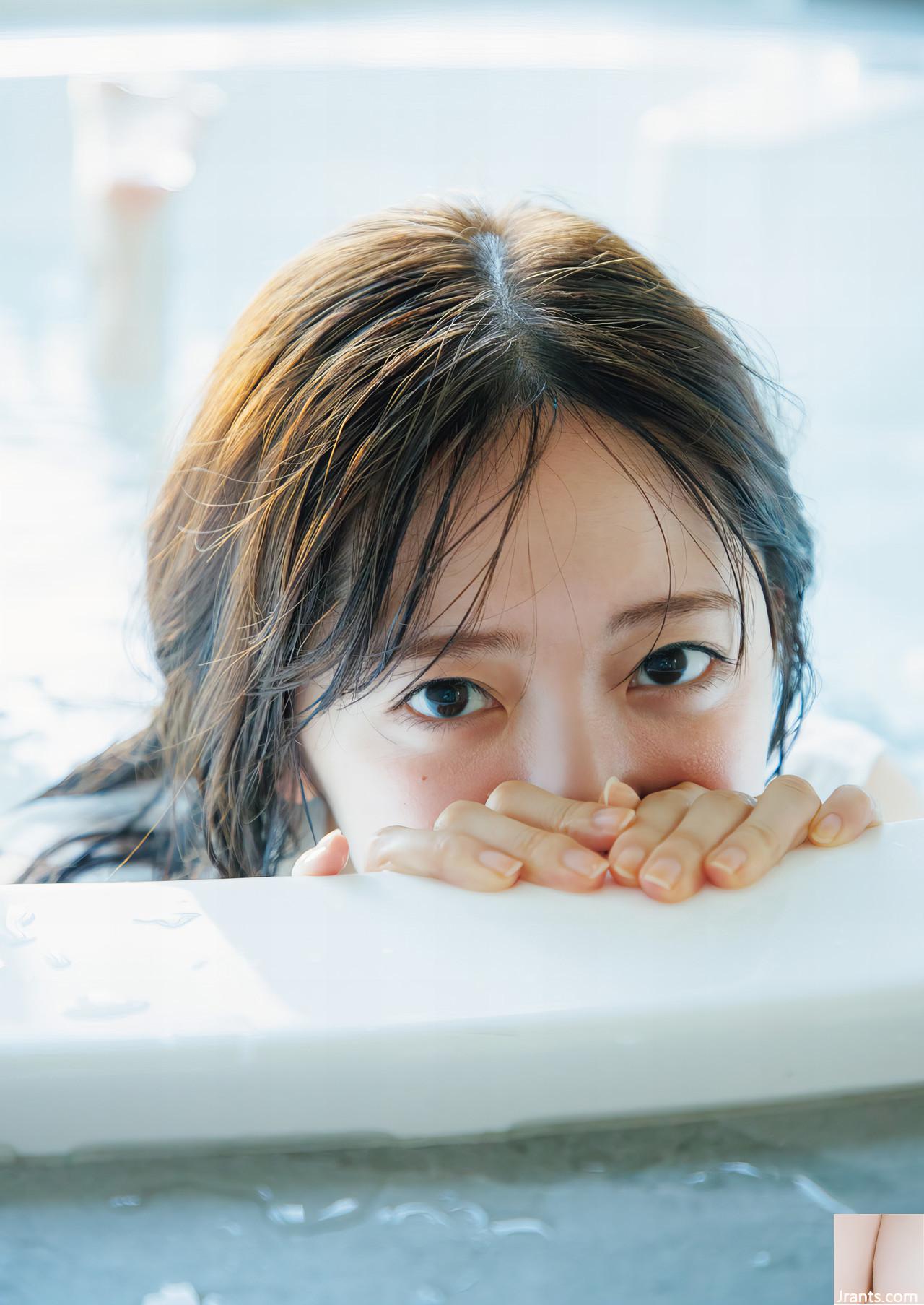 (Suzuki Airi) Bộ ngực gợi cảm, đôi chân thon và nụ cười ngọt ngào quyến rũ (41P) - Ảnh 34