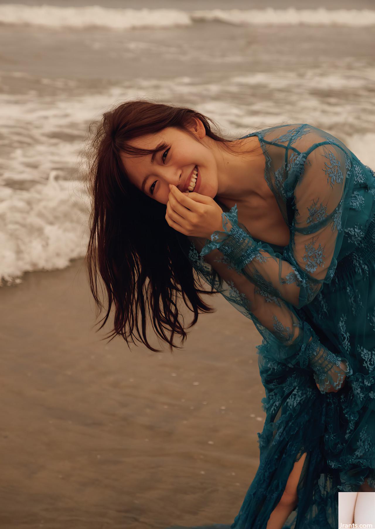 (Suzuki Airi) Bộ ngực gợi cảm, đôi chân thon và nụ cười ngọt ngào quyến rũ (41P) - Ảnh 39