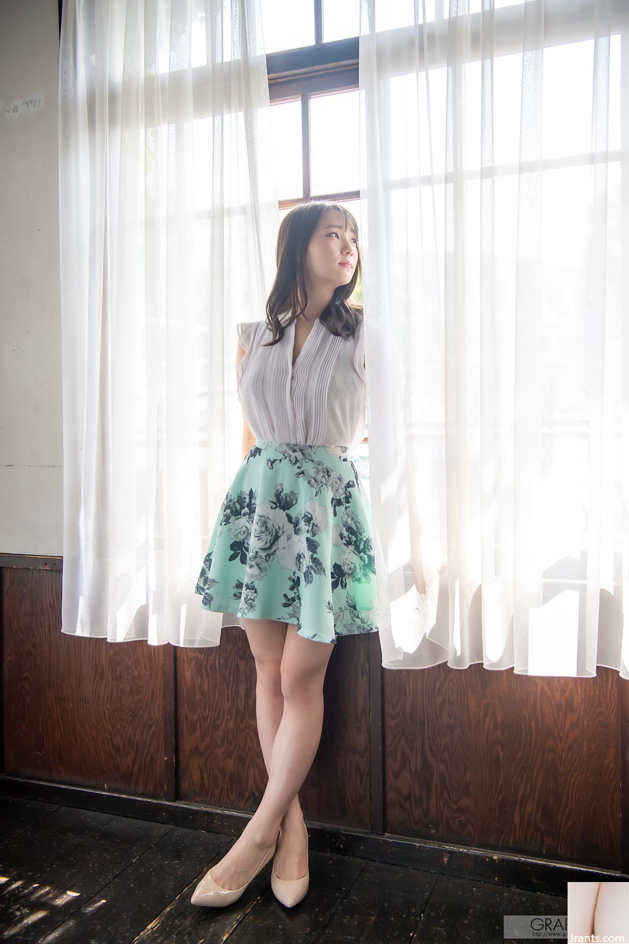 (はやのうた) Ngoại hình đẹp, ngực khủng và thân hình khiến người ta không thể cưỡng lại (32P) - Ảnh 2