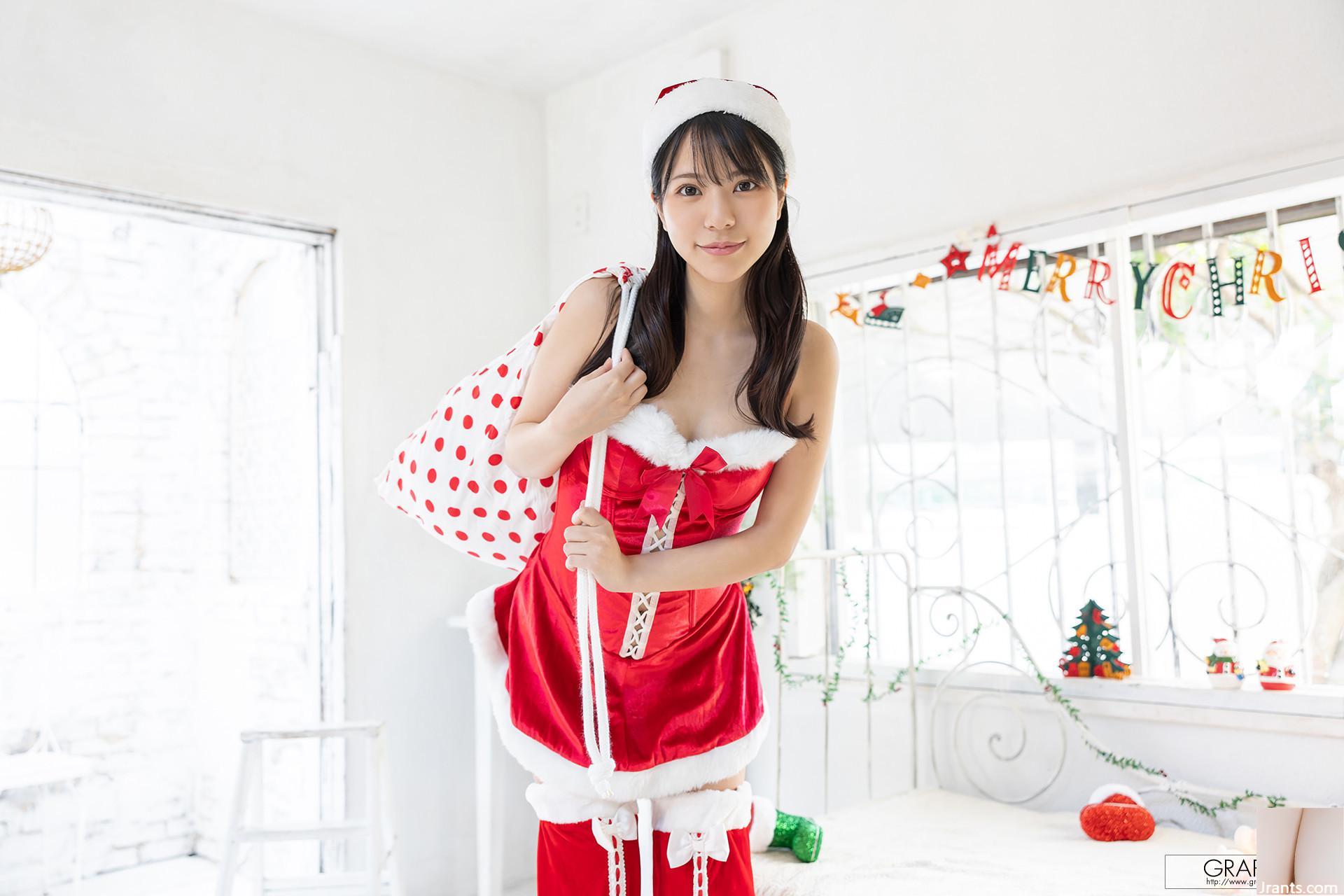 Thân hình xinh đẹp và nụ cười ngọt ngào của Asano thật hấp dẫn (29P)