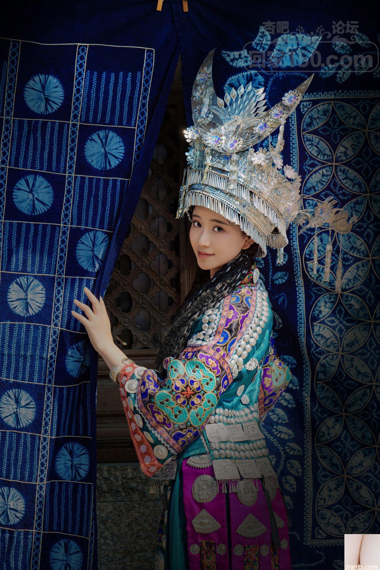 Hình ảnh các cô gái trẻ người Miêu mặc trang phục dân tộc thiểu số khoe bộ ngực săn chắc, trắng như tuyết vô cùng gợi cảm (9P) - Ảnh 8