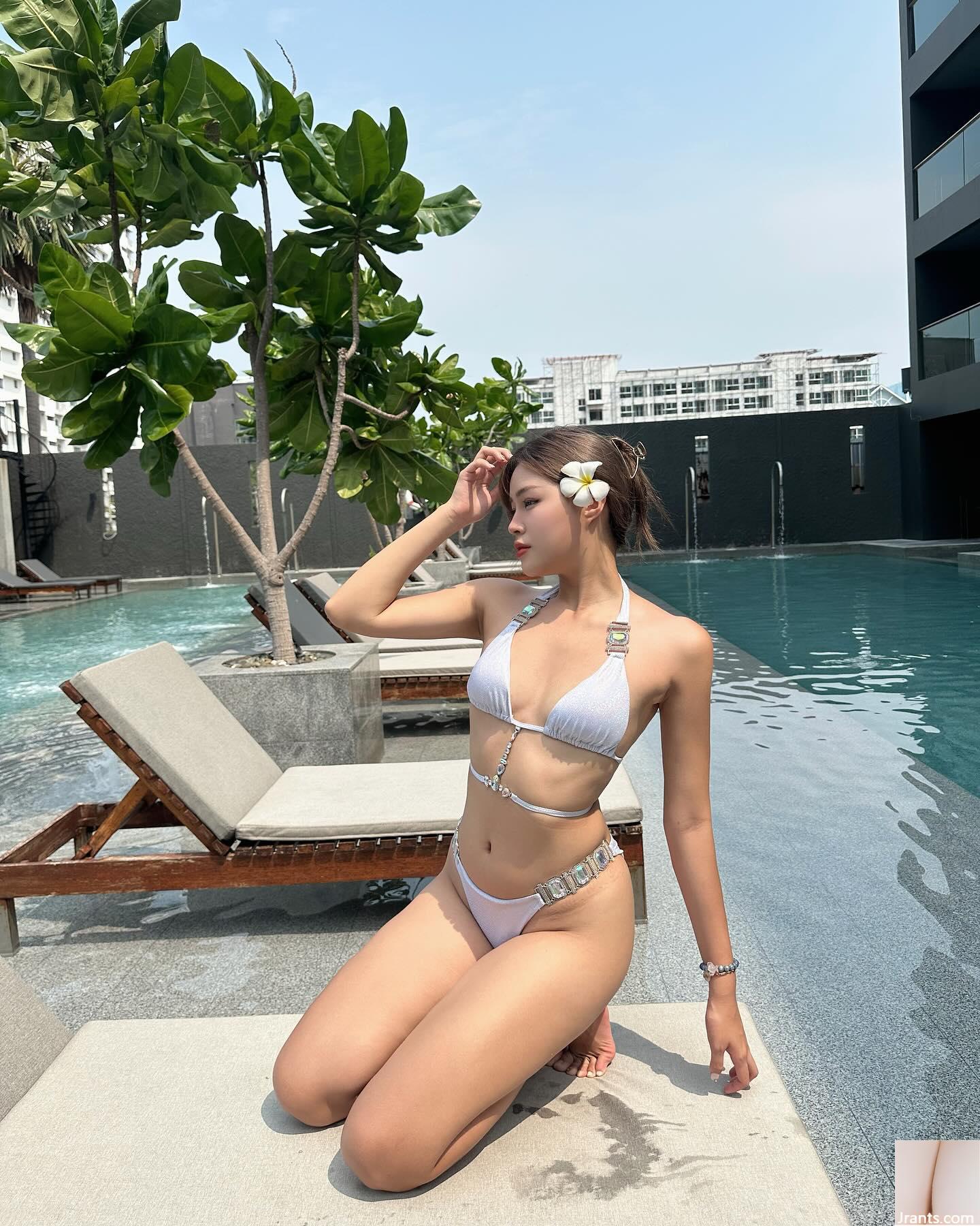 Sự tương phản tuyệt vời giữa vẻ đẹp tự nhiên, đôi chân đẹp và hương vị ngọt ngào của “Slin Lin” (17P) - Ảnh 11