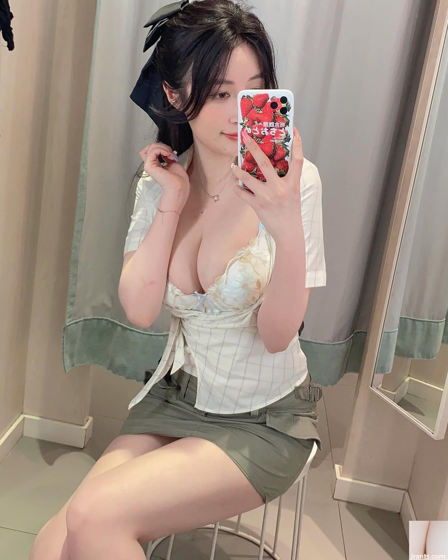 “Silver 81” Đường Bái có gương mặt ngọt ngào quá xinh đẹp và hút mắt (28P)