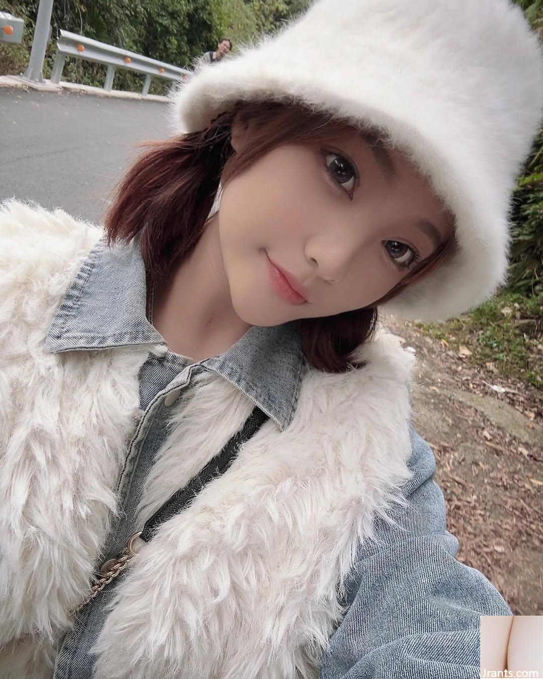 Màn khoe thân nóng bỏng và quyến rũ quá điên cuồng (43P) - Ảnh 11