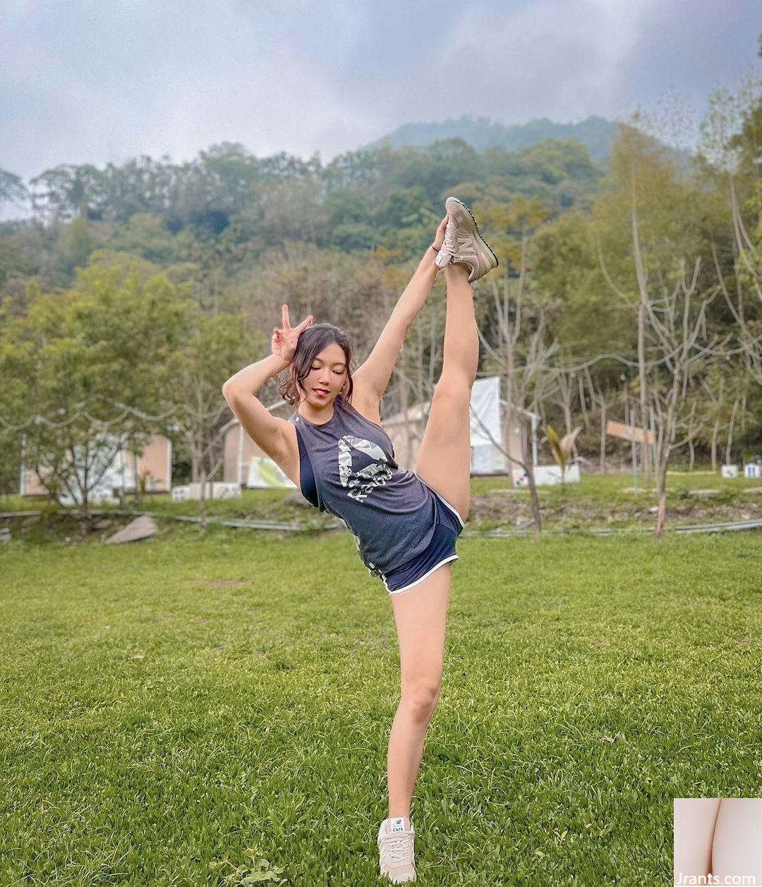 Thân hình nóng bỏng “Mao Mi-Catty” có cặp mông cong và ngoại hình xinh đẹp (45P) - Ảnh 18