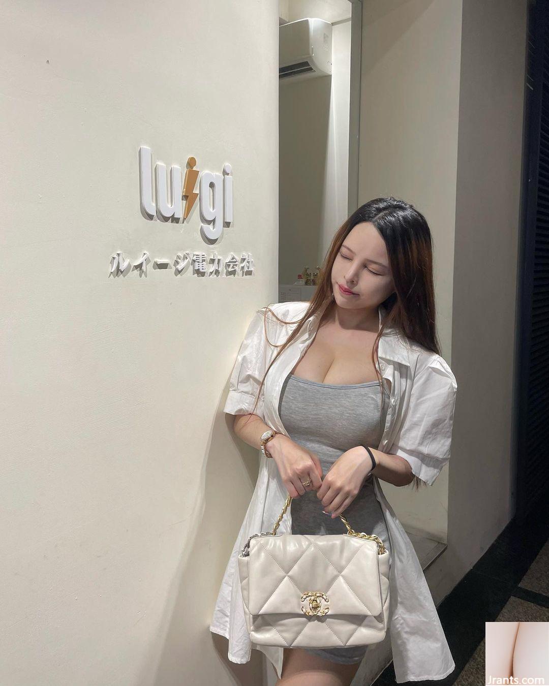 Bộ ảnh sexy, nóng bỏng của mỹ nhân chữa bệnh “Yang” khiến dân tình không thể rời mắt (33P) - Ảnh 26