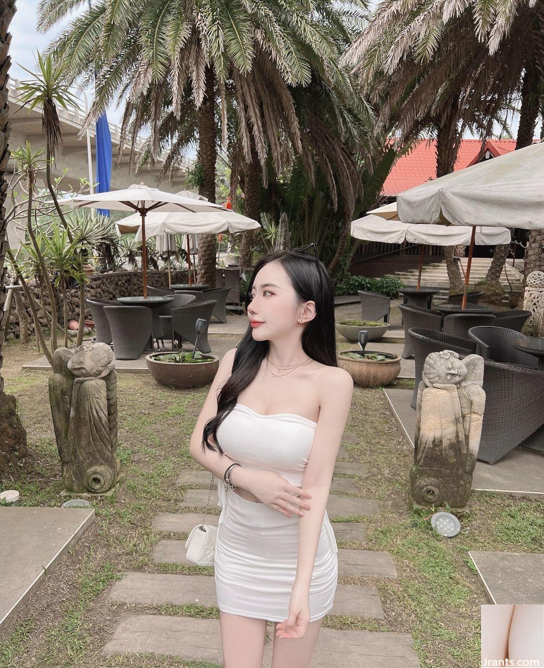 Vòng eo hoàn hảo của “Qianrong” với bộ ngực khủng và đẹp khiến người ta mê ngay lập tức (33P) - Ảnh 27