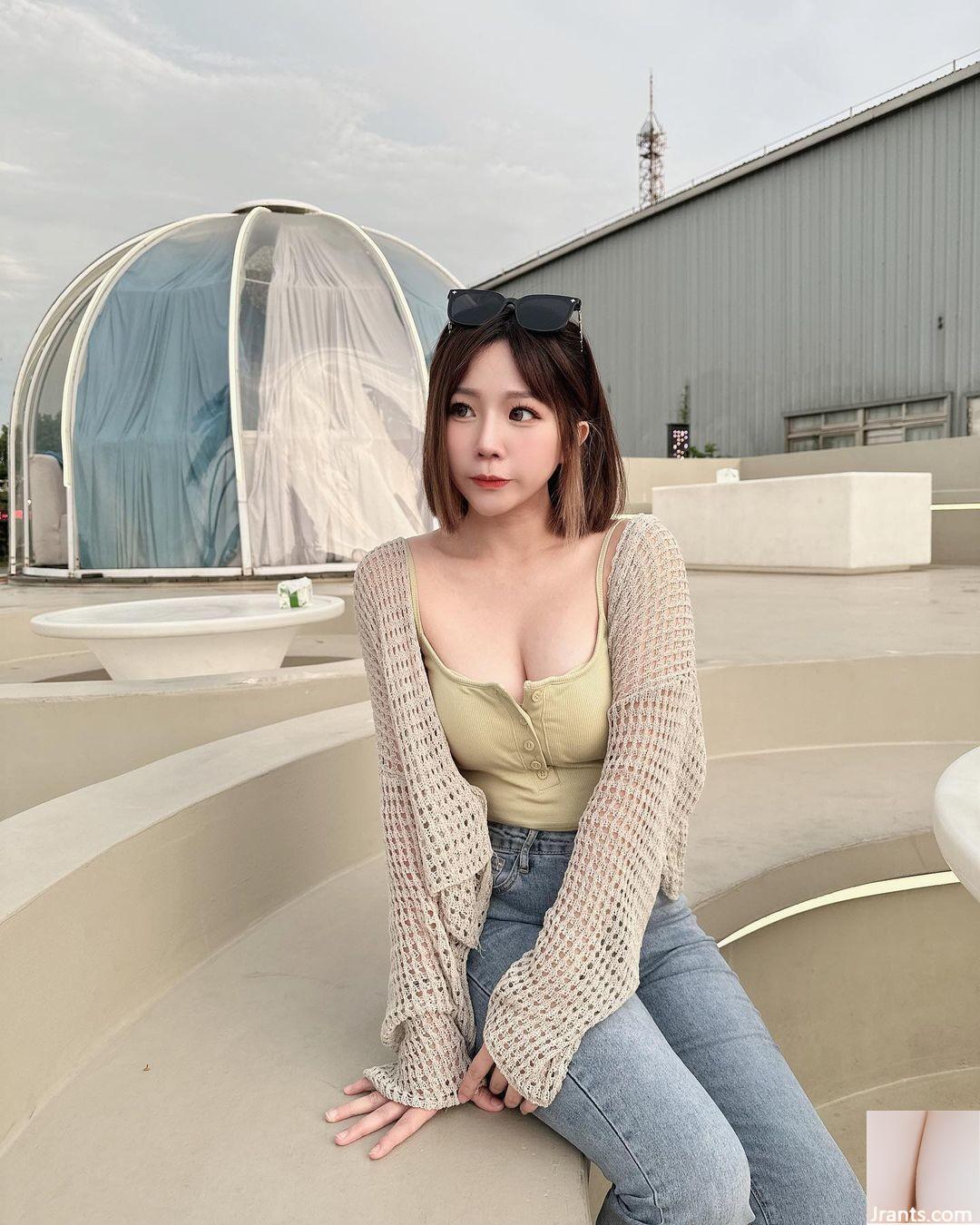 Những đường cong quyến rũ đến mức “Nian Niannian” có bộ ngực đẹp trắng trẻo và những đường cong gợi cảm nóng bỏng và quyến rũ (32P) - Ảnh 23