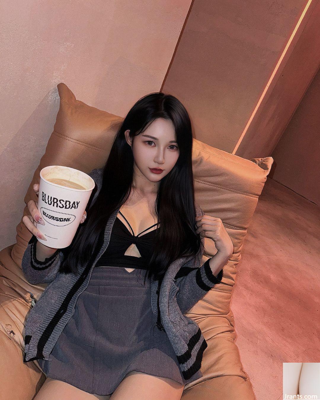 (kaisha” Khuôn mặt xinh đẹp, dễ thương kết hợp với dáng người trắng nõn và dịu dàng thật tuyệt vời (44P) - Ảnh 23