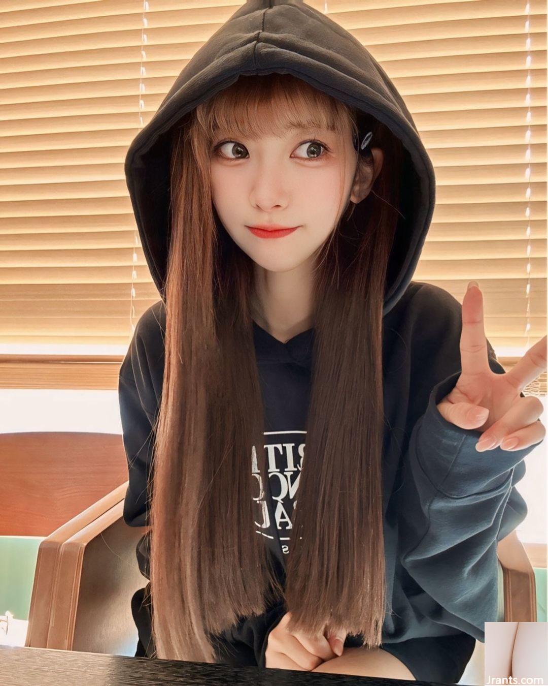 Khí chất xinh đẹp “GU Sweetheart” gây ấn tượng sâu sắc với khuôn mặt trắng trẻo ngay từ cái nhìn đầu tiên (35P) - Ảnh 25