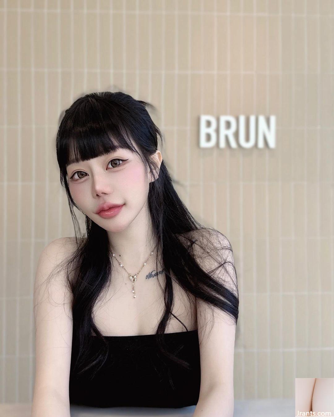 Đôi mắt ngấn nước của cô bạn gái vui tươi (Dora) toát lên vẻ tươi tắn (24P) - Ảnh 20