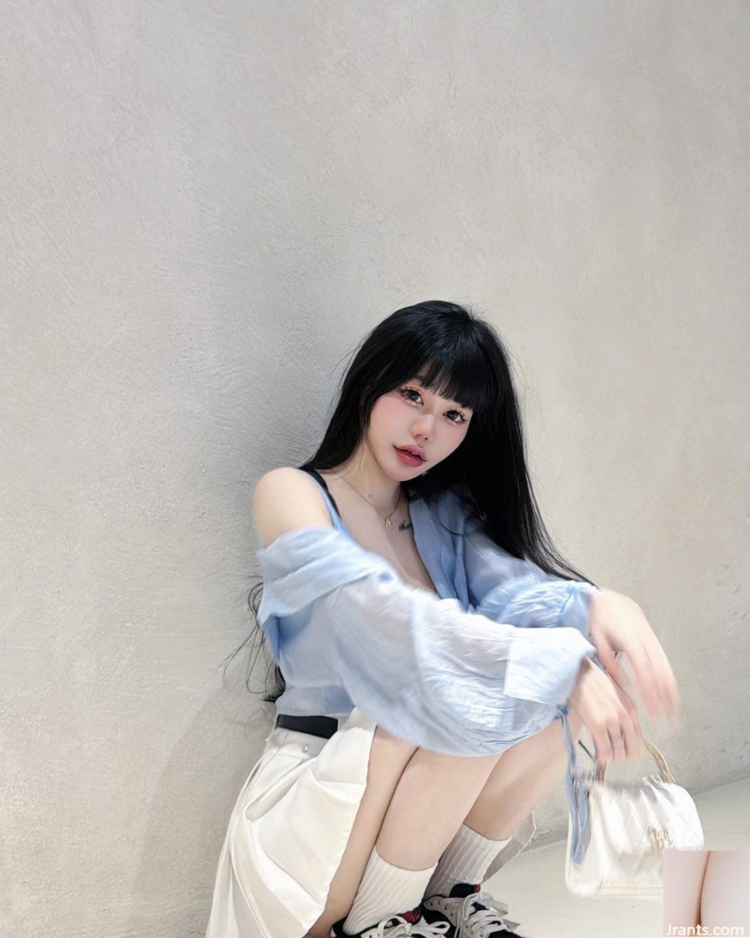 Đôi mắt ngấn nước của cô bạn gái vui tươi (Dora) toát lên vẻ tươi tắn (24P) - Ảnh 23