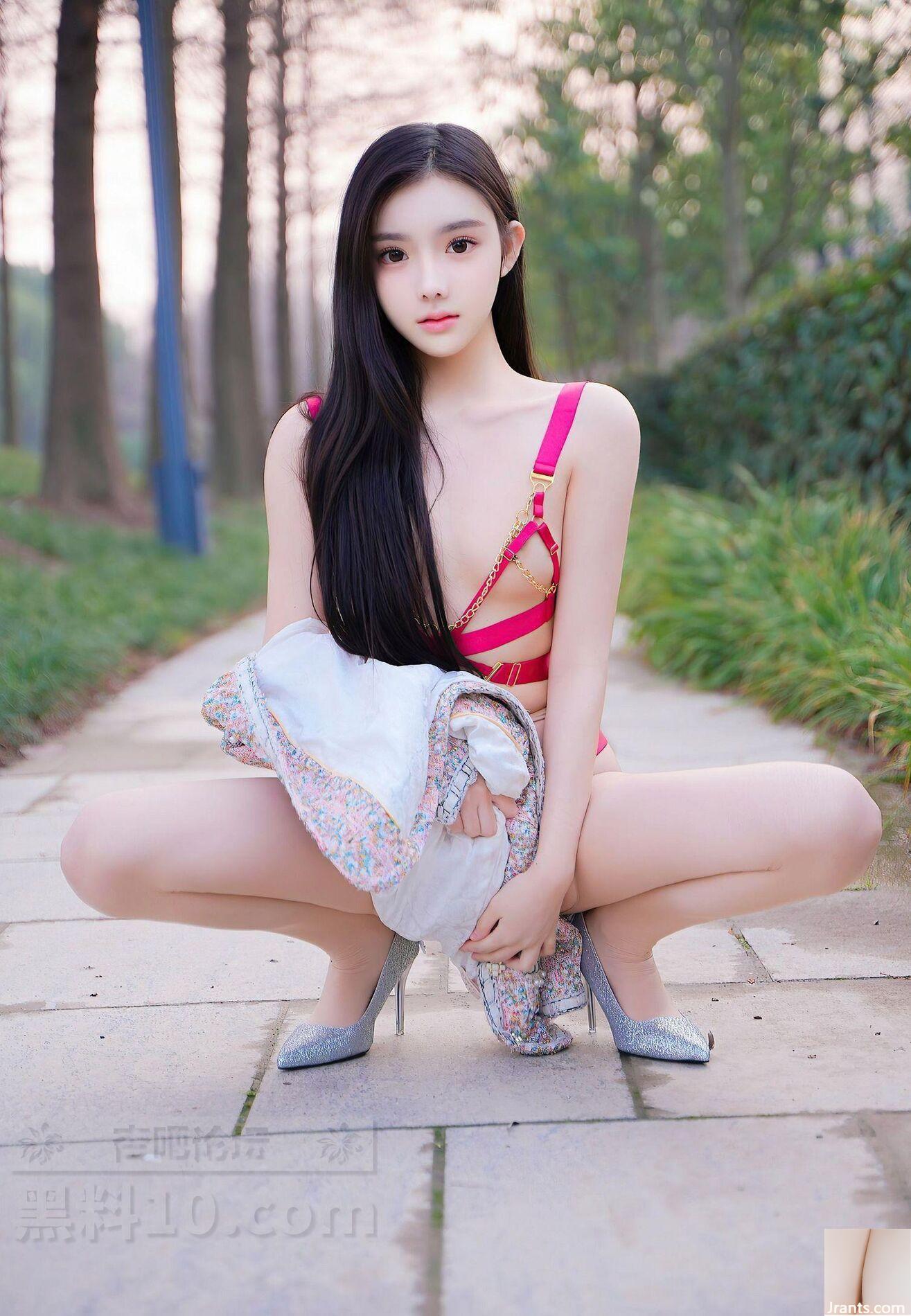 Bộ đồ lót màu hồng gợi cảm của người mẫu trẻ Neng Xueer đẹp nhất ở công viên ngoài trời thật gợi cảm (23P) - Ảnh 3