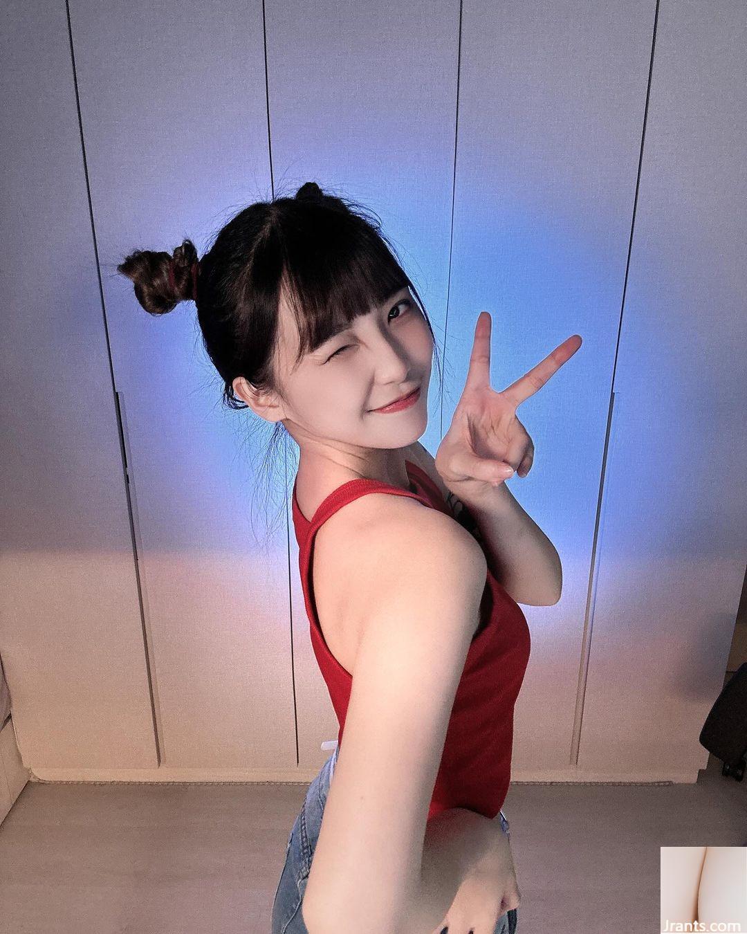 Làn da trắng như tuyết quyến rũ “Ha Geng” với bộ ngực dài và đẹp đến nao lòng (28P) - Ảnh 21