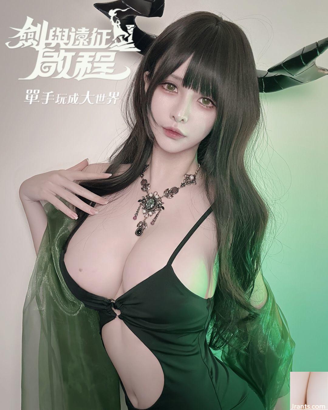 Cô nàng tiểu quỷ gợi cảm “Marika” có thân hình khó tin khiến người ta không thể chịu nổi (32P) - Ảnh 30