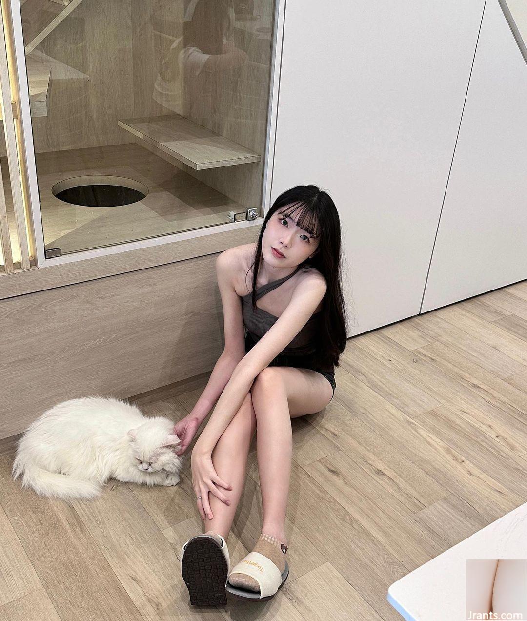 Cô gái ngực nóng tính “Li Yinyin Da Luwei” có giới hạn kích thước cơ thể tối đa (19P) - Ảnh 5