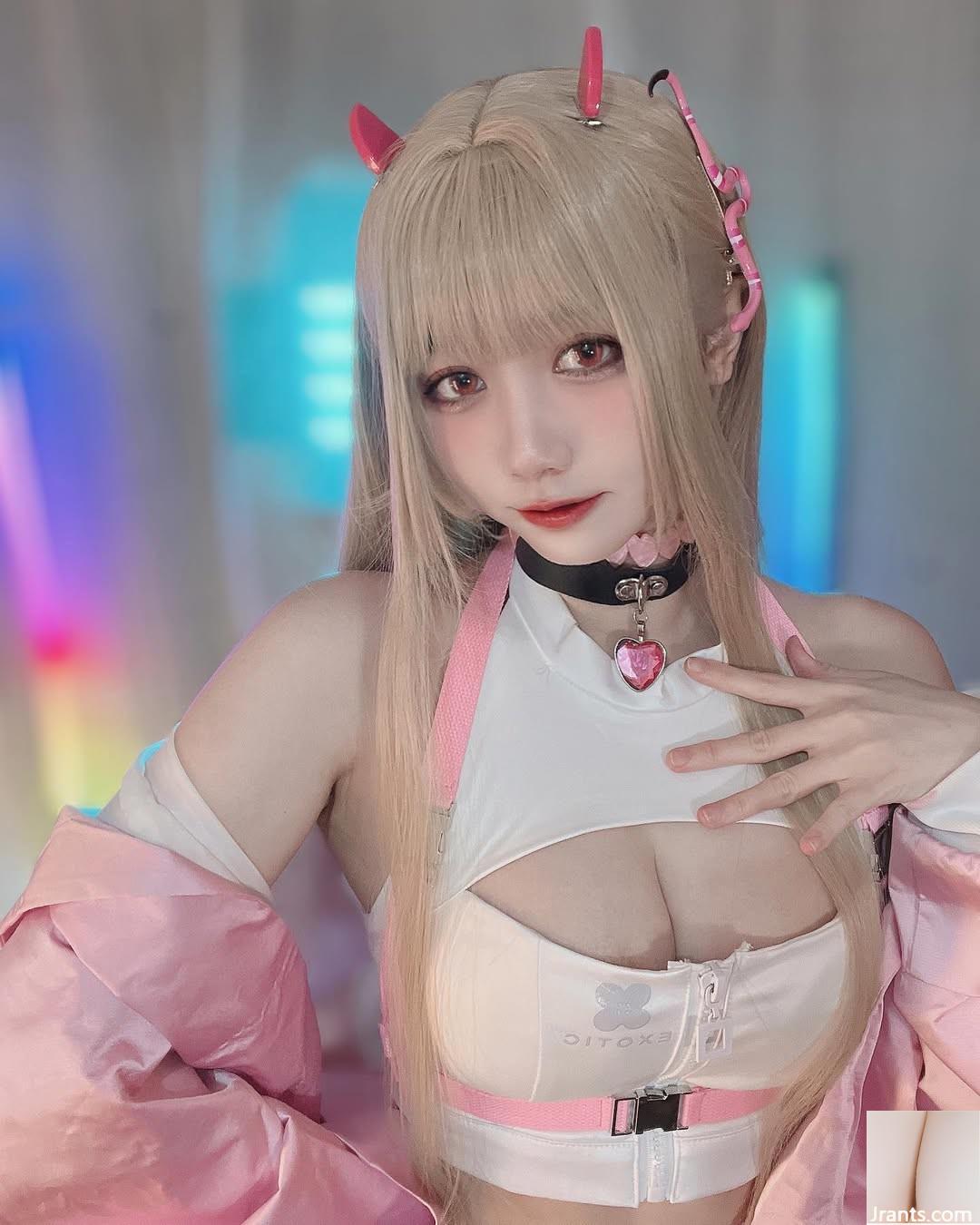 Vũ khí đầy đặn “Dưa hấu” xuất hiện với thân hình đáng kinh ngạc! - Ảnh 41