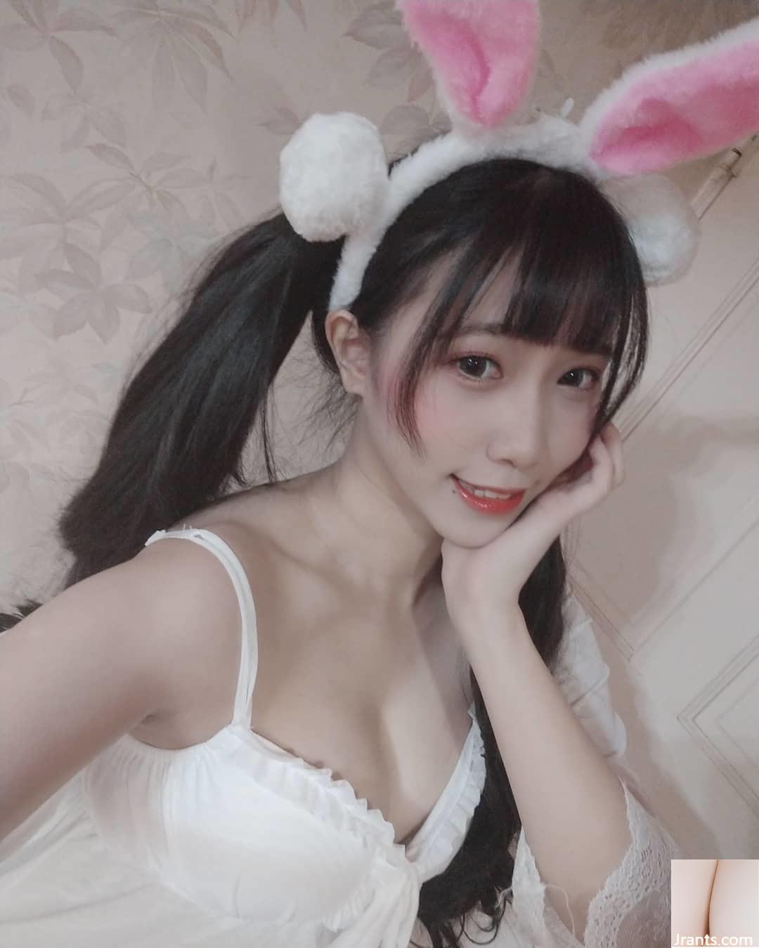 Vũ khí đầy đặn “Dưa hấu” xuất hiện với thân hình đáng kinh ngạc! - Ảnh 9