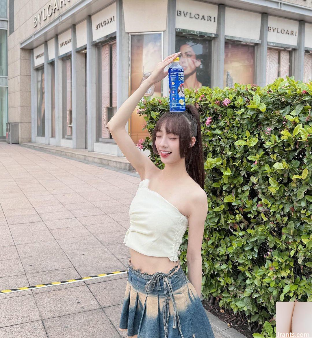 Đường cong gợi cảm khoe hình thể tuyệt đẹp của “Ga Lin” quá điên cuồng (21P) - Ảnh 2