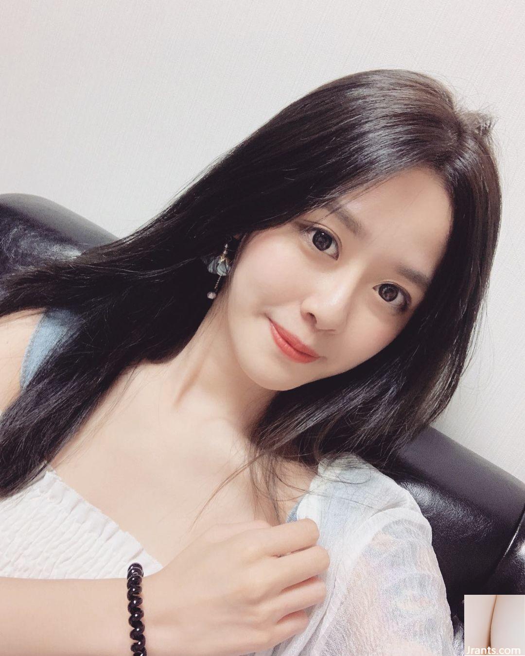 Người nổi tiếng Internet với bộ ngực khủng (1996.722) Ngoại hình đẹp đến mức cư dân mạng không khỏi khen ngợi (27P) - Ảnh 16