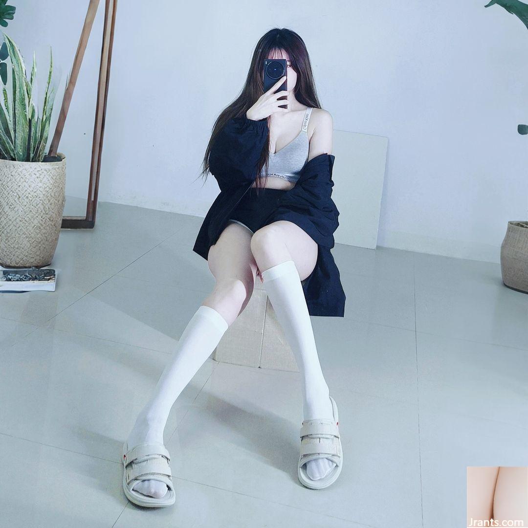 Người đẹp tự nhiên “Viv Lin Zhiyi” sở hữu thân hình quỷ dị dưới vẻ ngoài quyến rũ (25P) - Ảnh 13