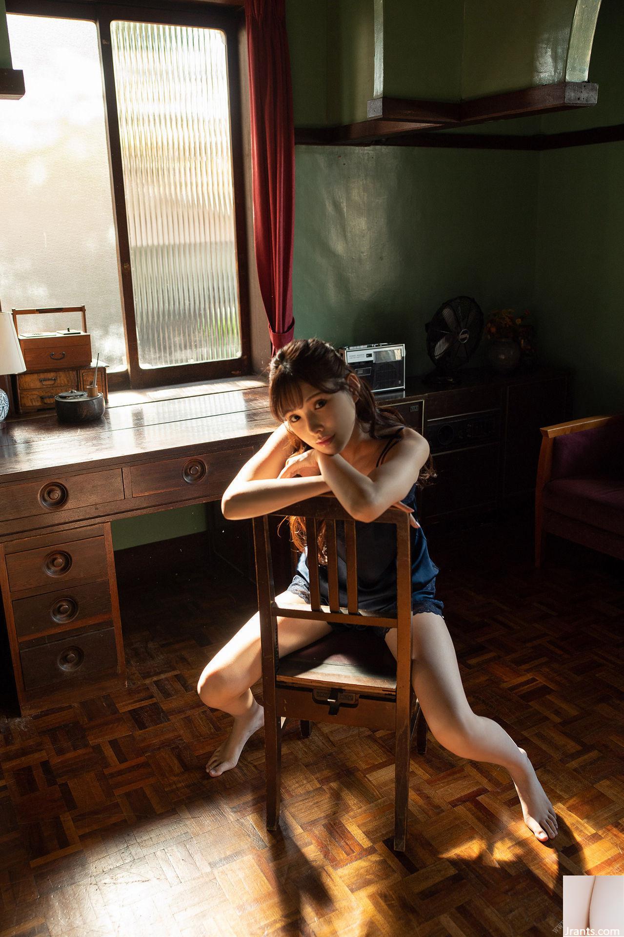 (新ありな) Tỷ lệ vàng của vẻ đẹp gợi cảm với chân dài đã bị đảo ngược (23P) - Ảnh 11