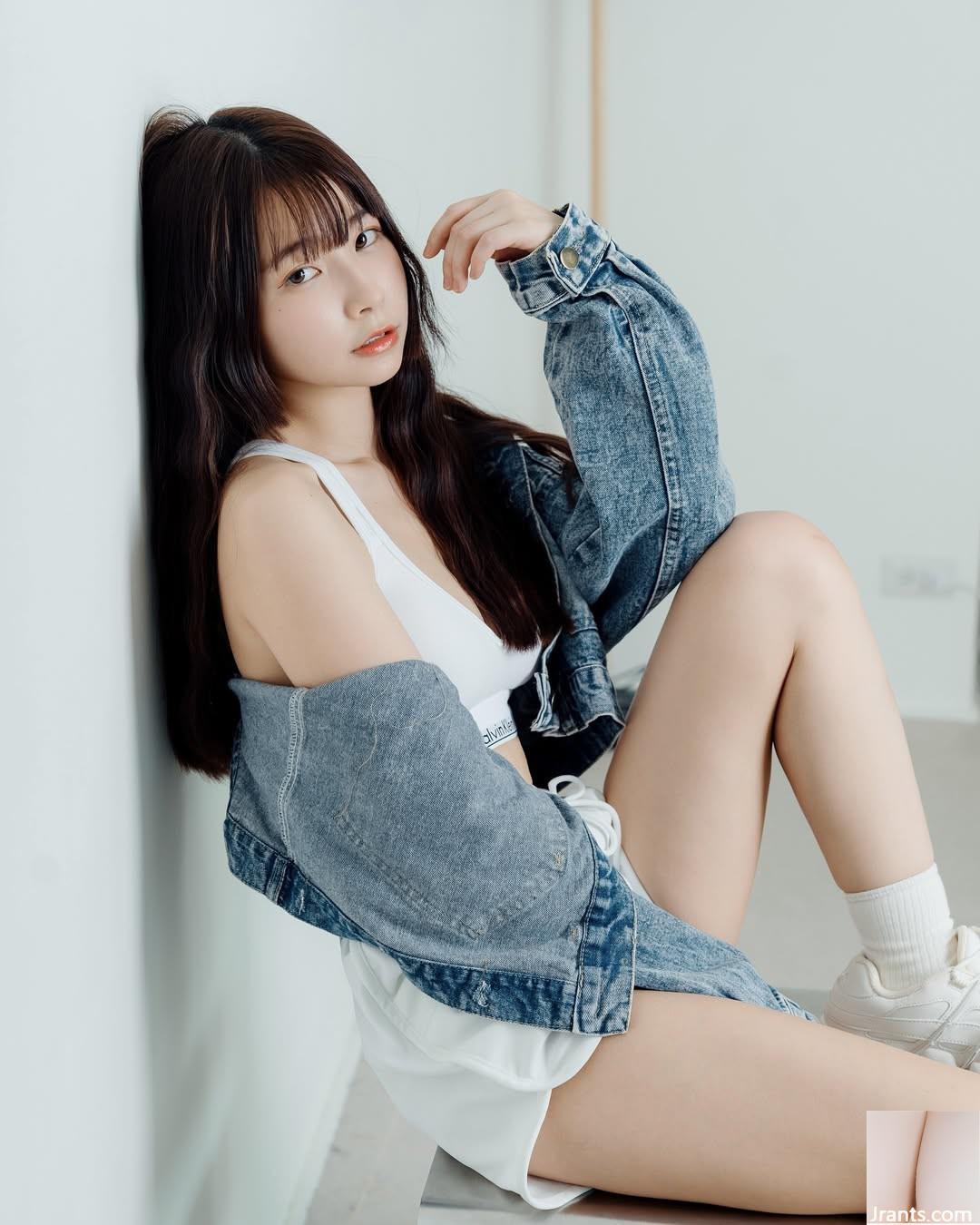 “Chen QQ” có khuôn mặt thanh tú, khuôn mặt ngọt ngào và dáng người rất quyến rũ (10P) - Ảnh 10