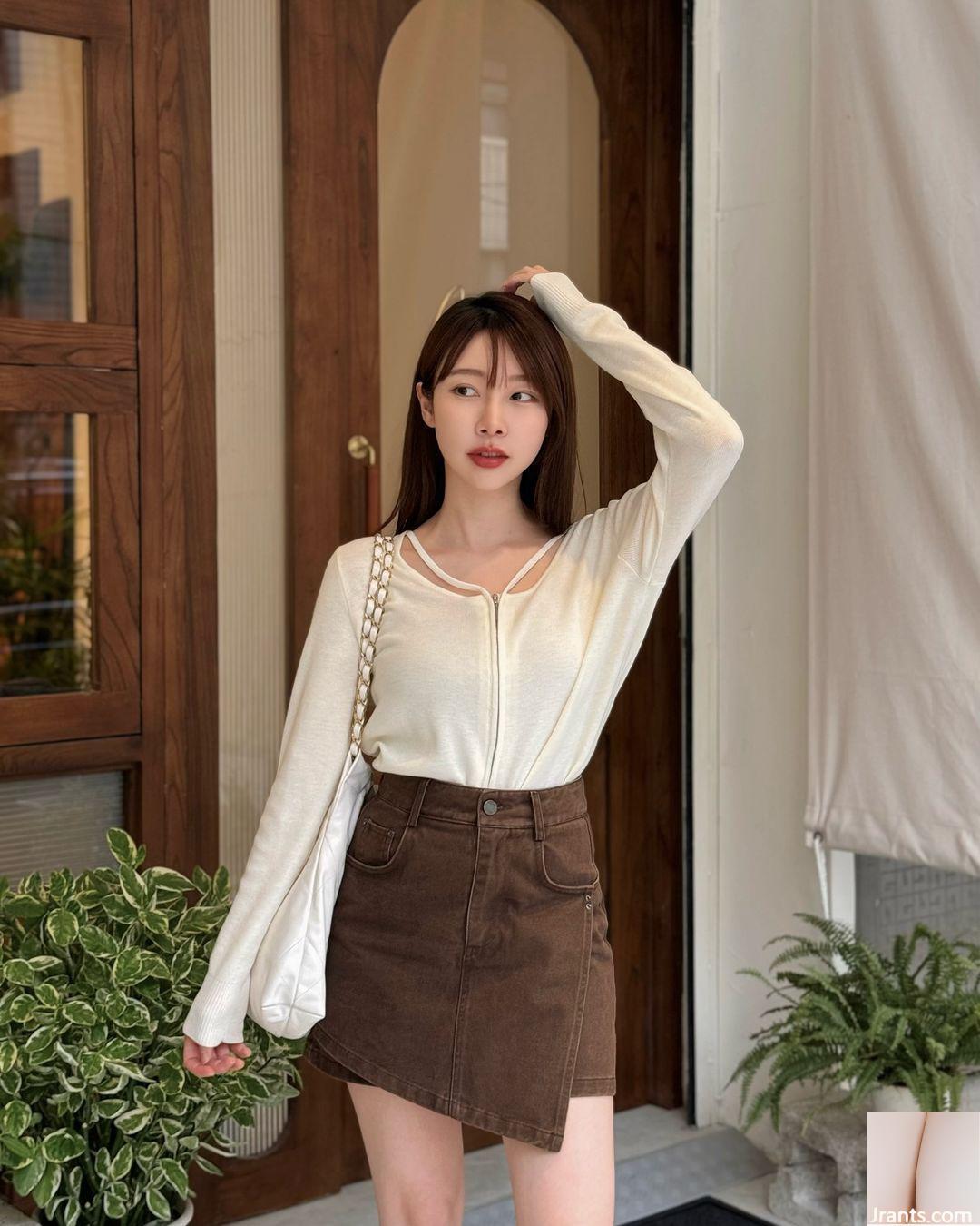 Tiểu quỷ gợi cảm “Baoni Liang” khoe vóc dáng bụ bẫm và nóng bỏng (21P) - Ảnh 19