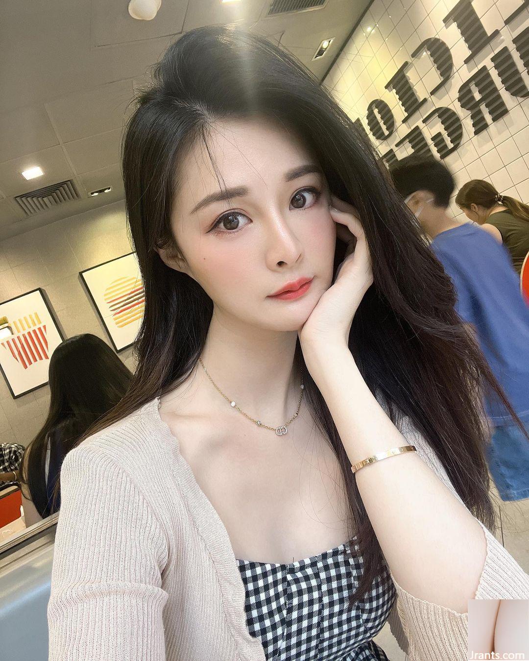 Đường cong quyến rũ của mỹ nhân trống rỗng “Meng Ge” khơi dậy làn sóng đói khát (31P) - Ảnh 18