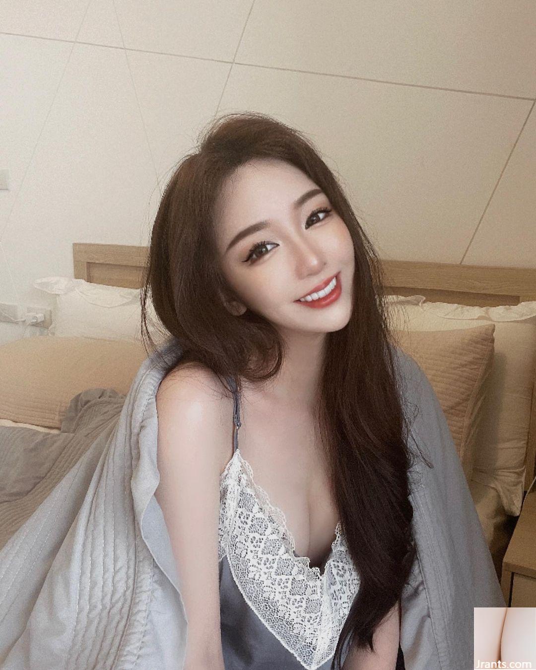 Khuôn mặt dễ thương với bộ ngực tuyết (yamichang.726″ Bạn gái nghịch ngợm tiết lộ đường sự nghiệp (18P) - Ảnh 12