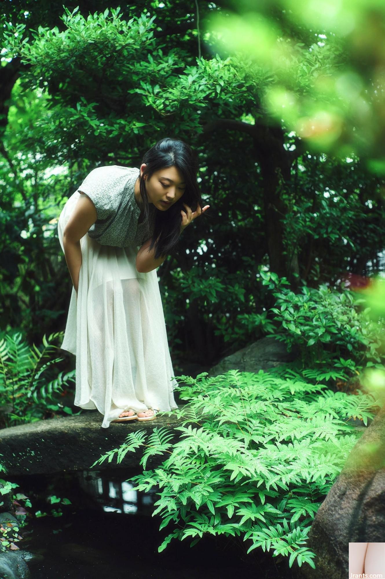 Fukuki Yuki) Người phụ nữ trưởng thành với thân hình siêu nóng bỏng và thần thái quyến rũ (17P)