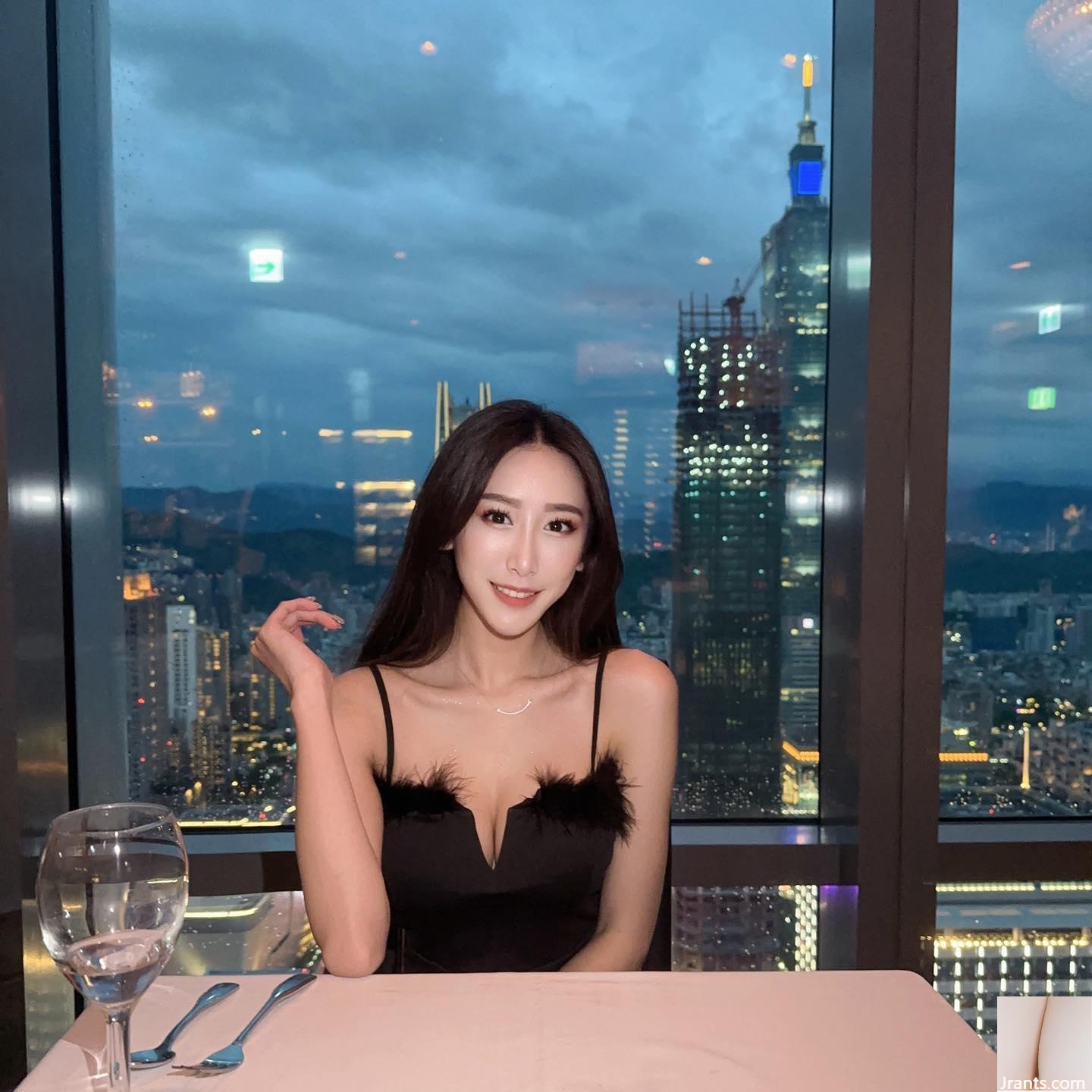 Vóc dáng hoàn hảo – “Feng Feng Feng” nổi tiếng che giấu vóc dáng đẹp và ngạc nhiên! - Ảnh 15